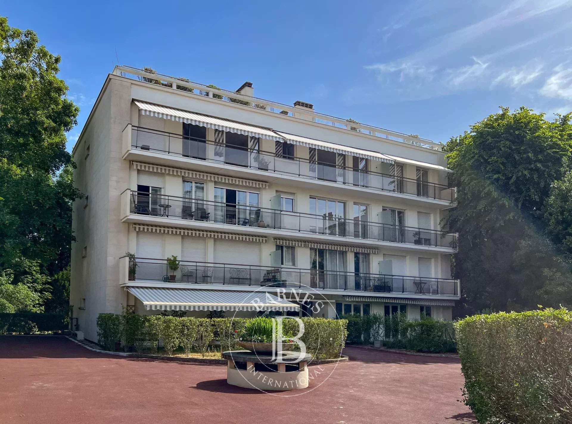 Saint-Germain-en-Laye  - Appartement 5 Pi&egrave;ces 2 Chambres - picture 18
