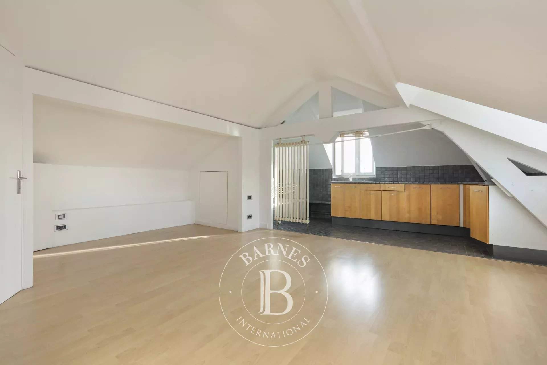 Le Mesnil-le-Roi  - House 3 Bedrooms - picture 10