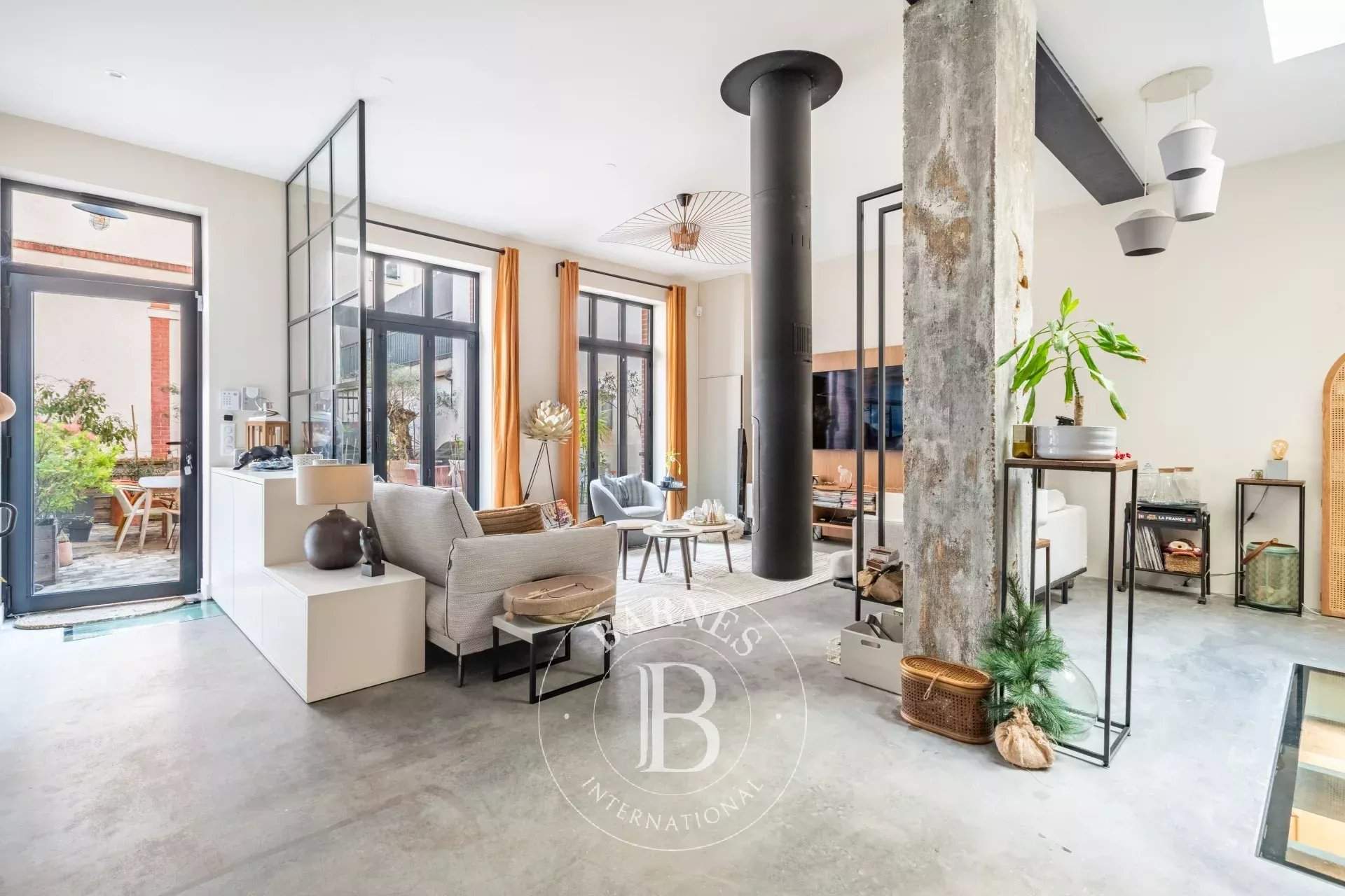 Saint-Germain-en-Laye  - House 4 Bedrooms - picture 1