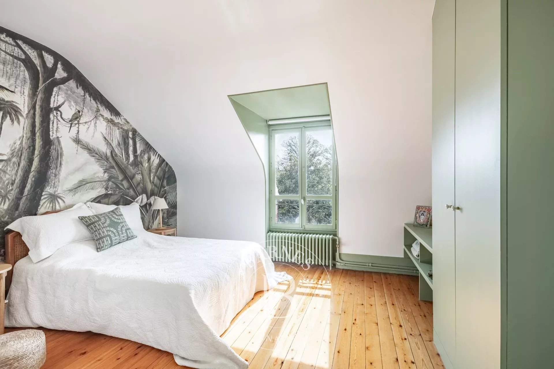 Saint-Germain-en-Laye  - Maison 9 Pi&egrave;ces - picture 18