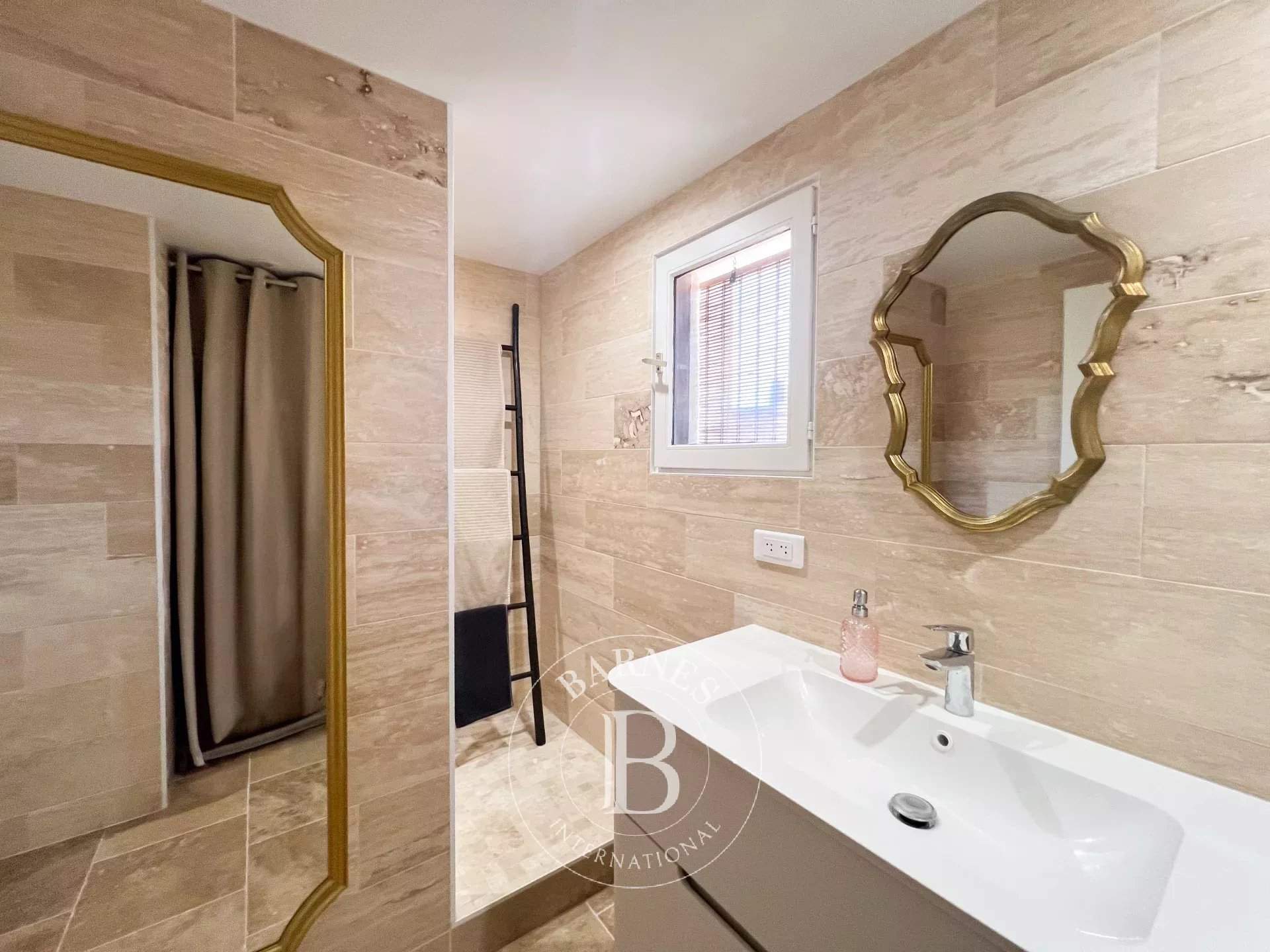 Saint-Germain-en-Laye  - Apartment 2 Bedrooms - picture 14