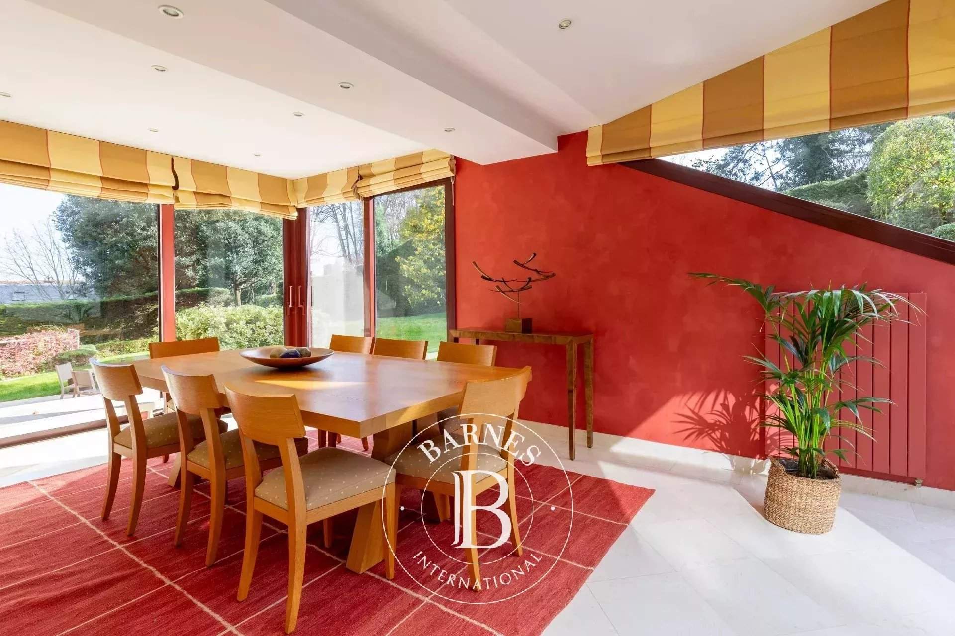 Saint-Germain-en-Laye  - Casa 14 Cuartos 6 Habitaciones - picture 10