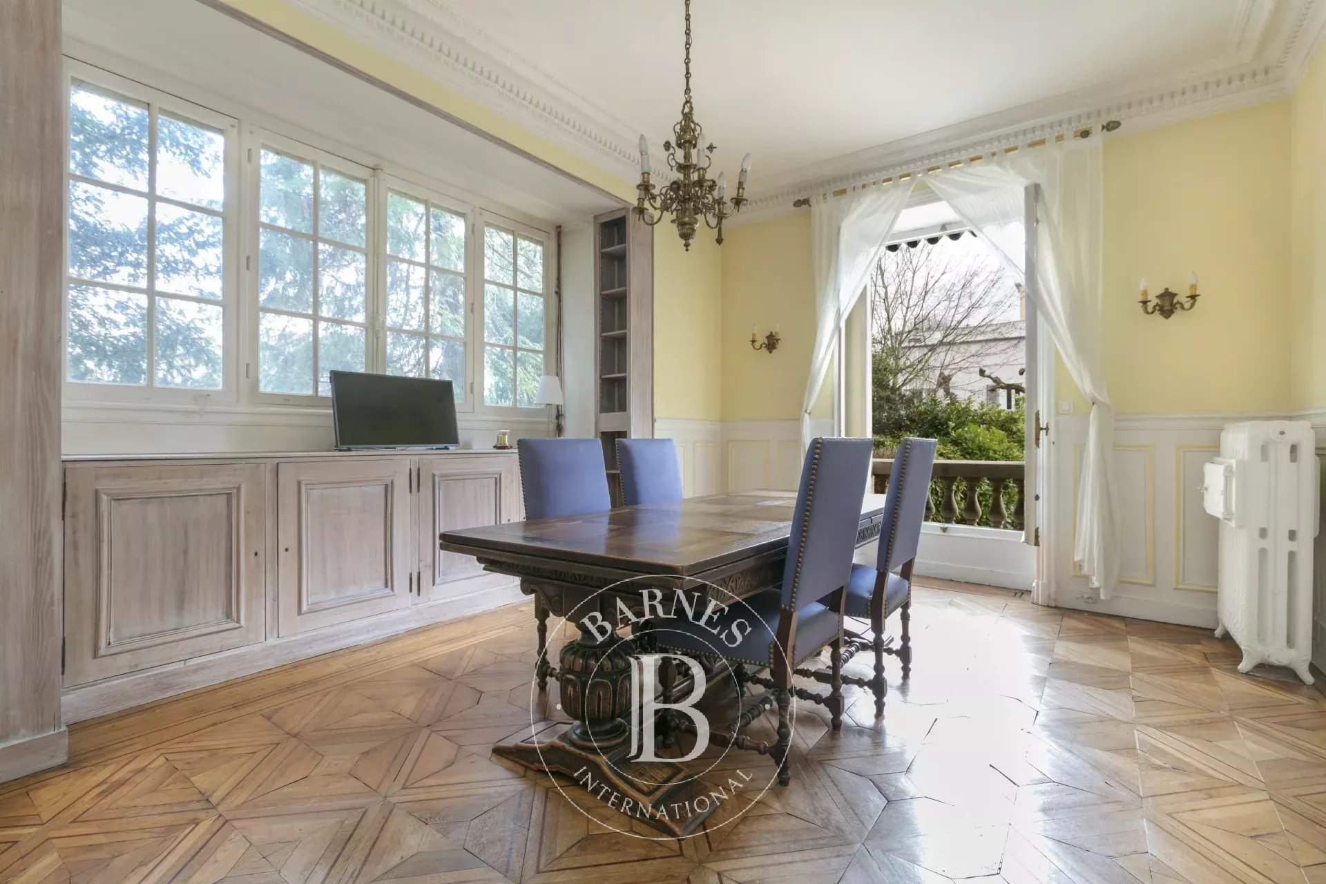 Chatou  - Hôtel particulier 10 Pi&egrave;ces 7 Chambres - picture 9