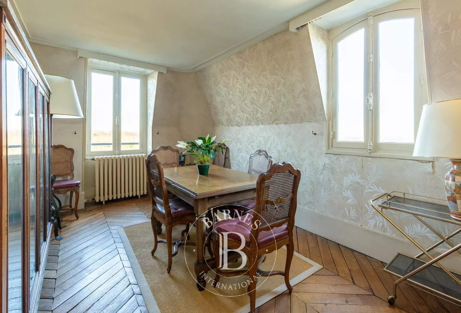 Saint-Germain-en-Laye  - Appartement 5 Pièces 3 Chambres - picture 5