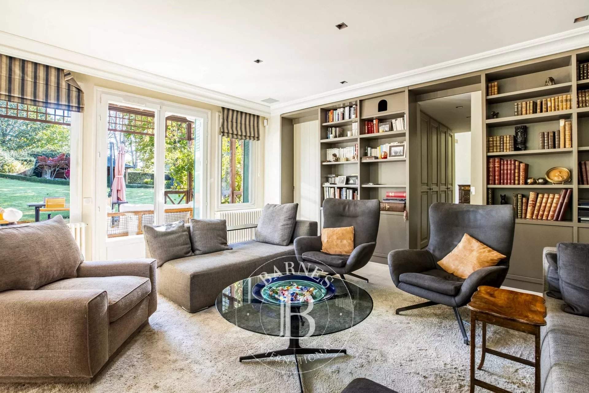 Le Vésinet  - Maison 8 Pi&egrave;ces 5 Chambres - picture 13