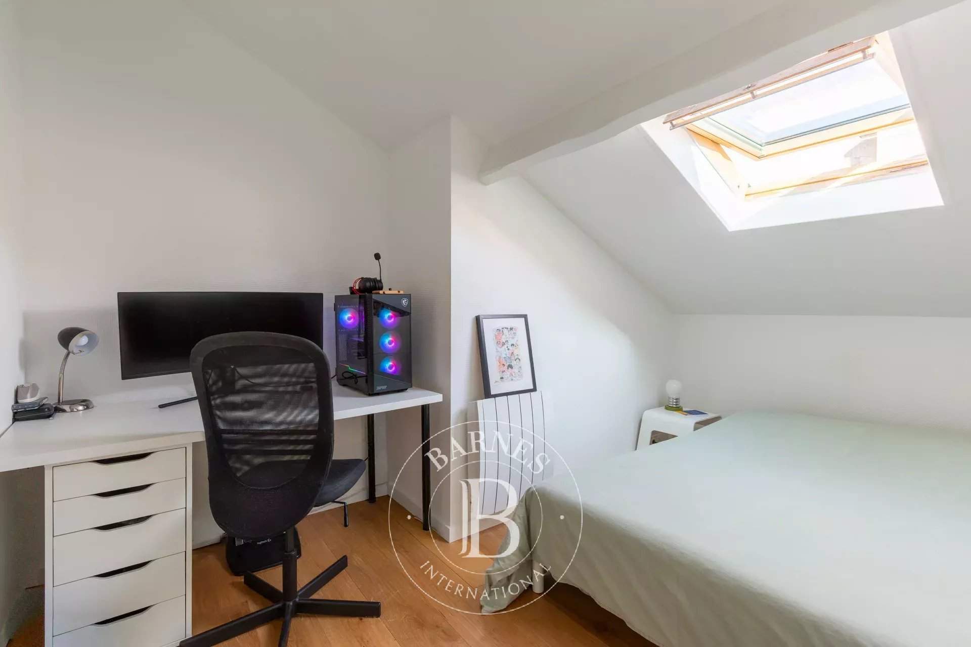 Saint-Germain-en-Laye  - Apartment 2 Bedrooms - picture 12