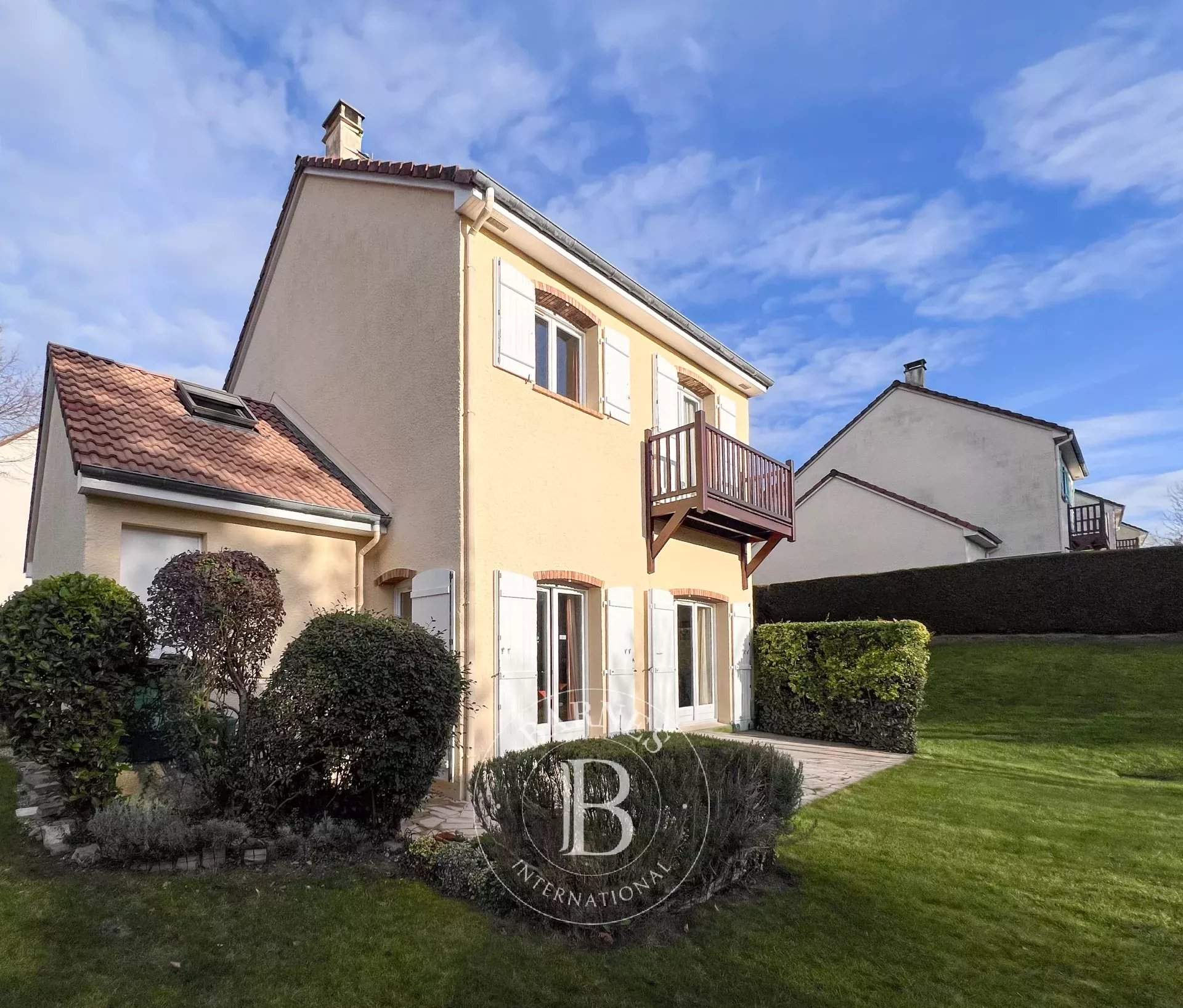 Saint-Germain-en-Laye  - House 5 Bedrooms - picture 13