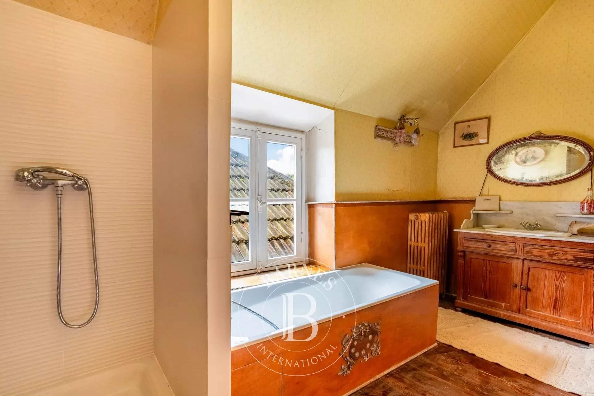 Chambourcy  - Maison 7 Pi&egrave;ces 3 Chambres - picture 9