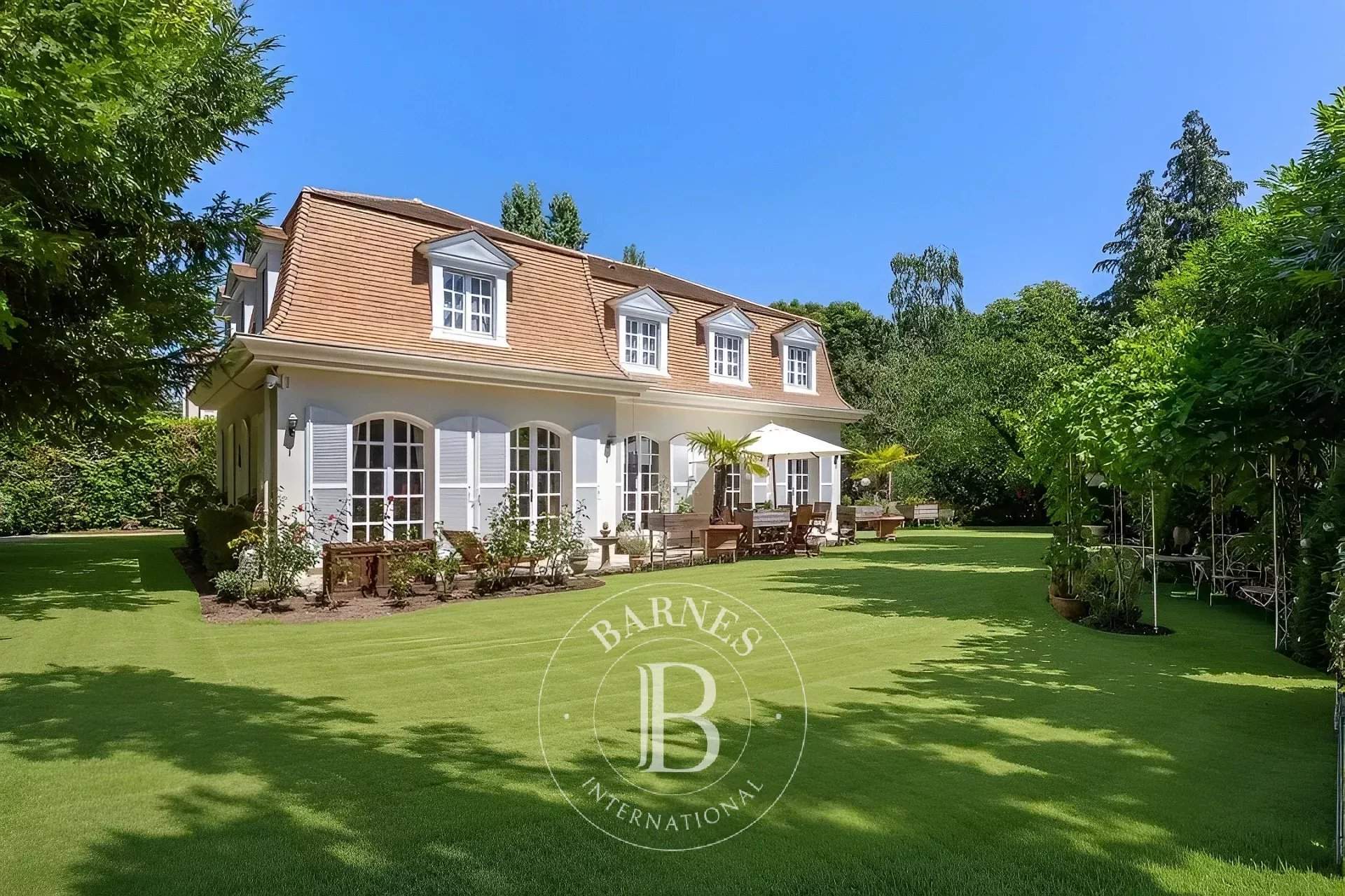 Maisons-Laffitte  - Maison 10 Pi&egrave;ces 5 Chambres - picture 2