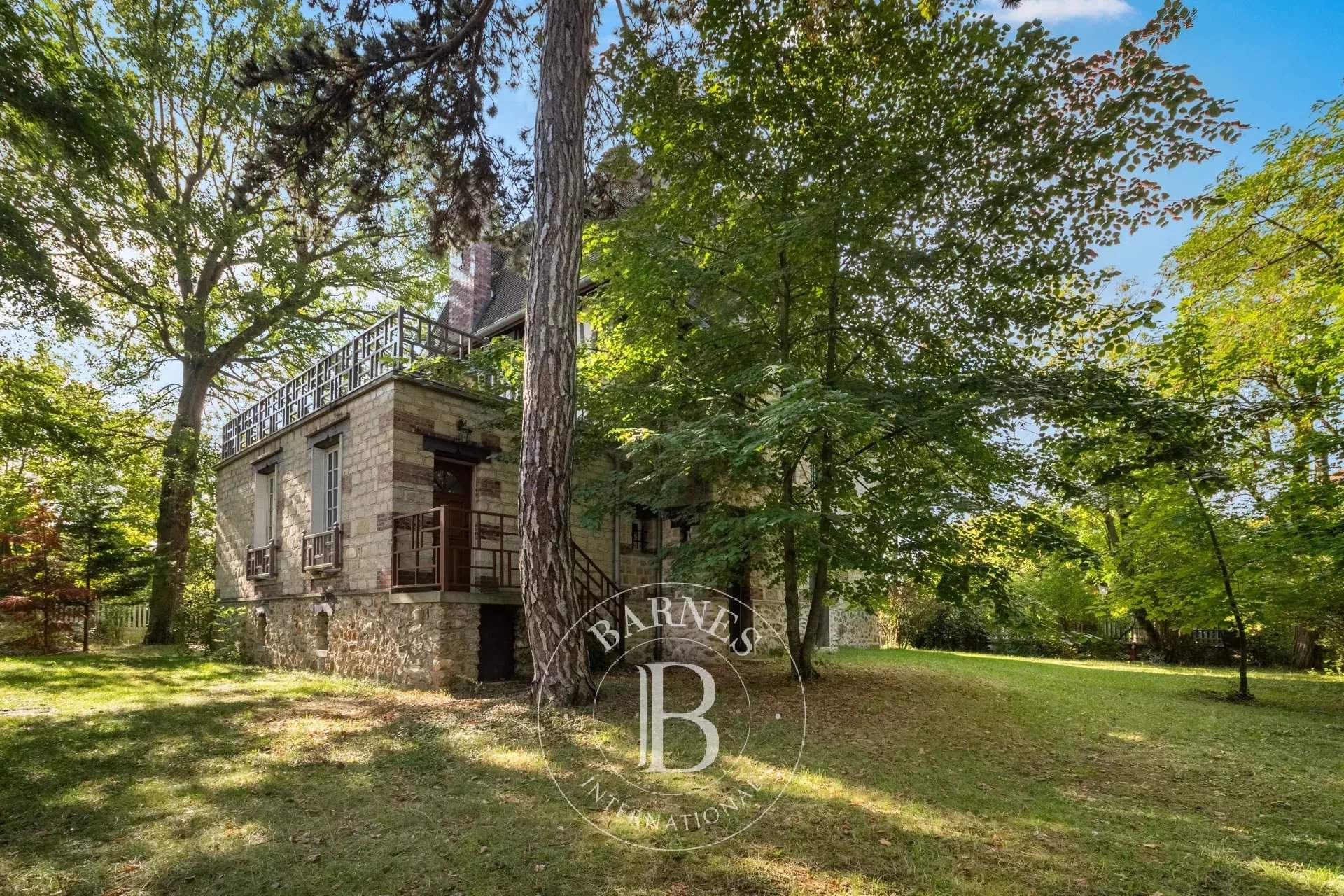 Le Vésinet  - Maison 11 Pi&egrave;ces 7 Chambres - picture 1