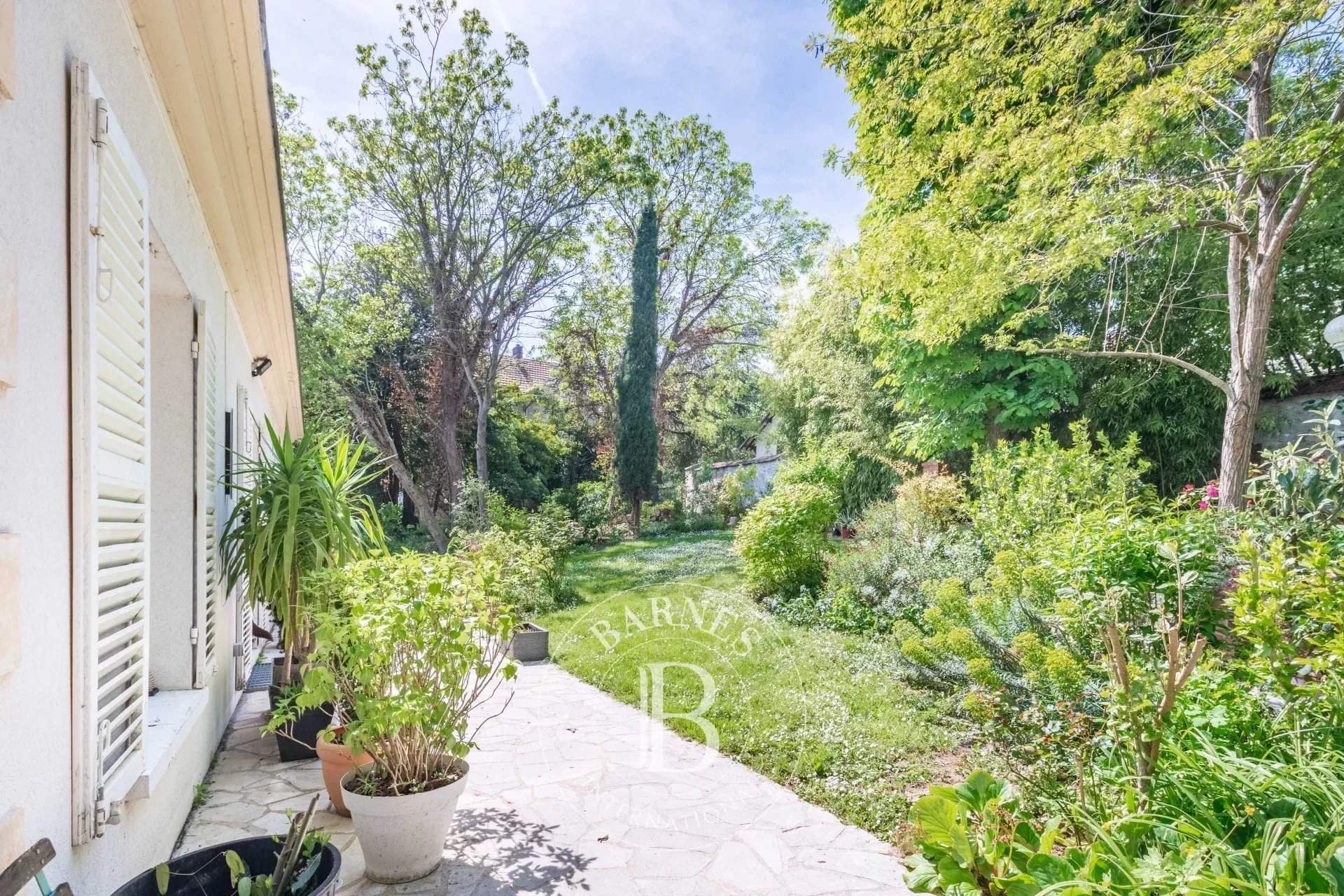 Andrésy  - Maison 8 Pi&egrave;ces 5 Chambres - picture 14