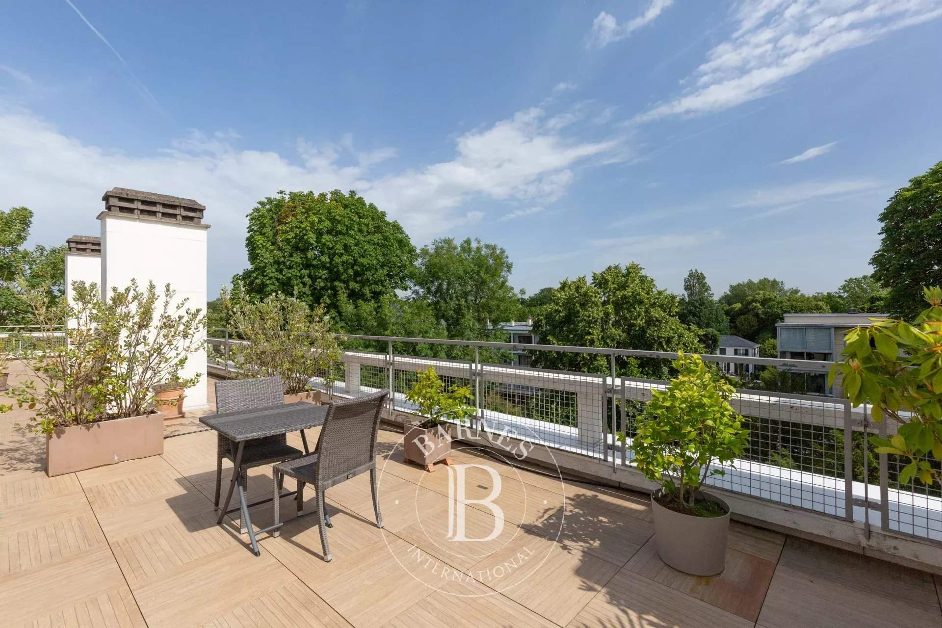 Saint-Germain-en-Laye  - Appartement 5 Pi&egrave;ces 2 Chambres - picture 14