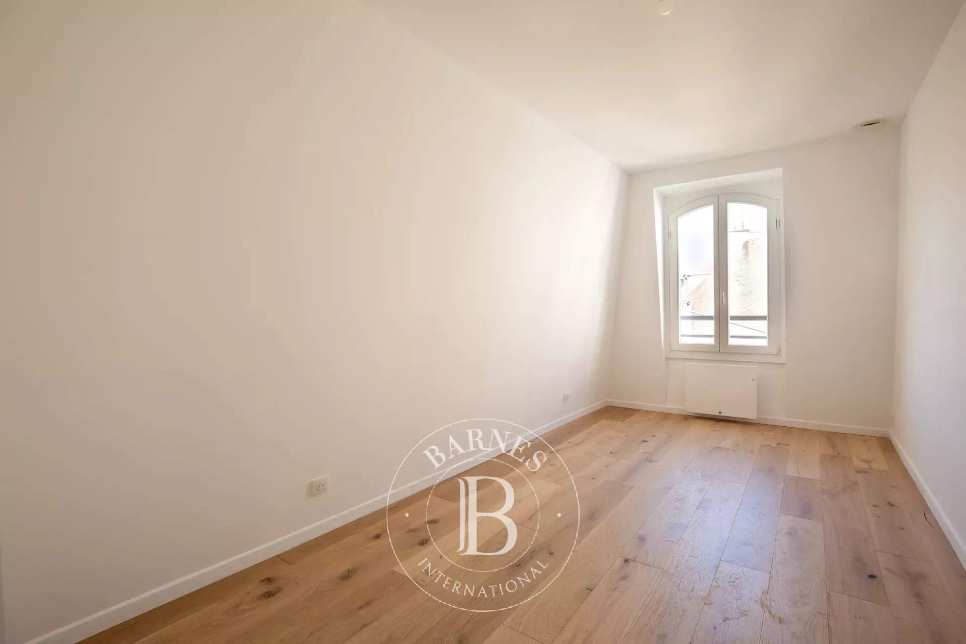Saint-Germain-en-Laye  - Appartement 2 Pièces, 1 Chambre - picture 5