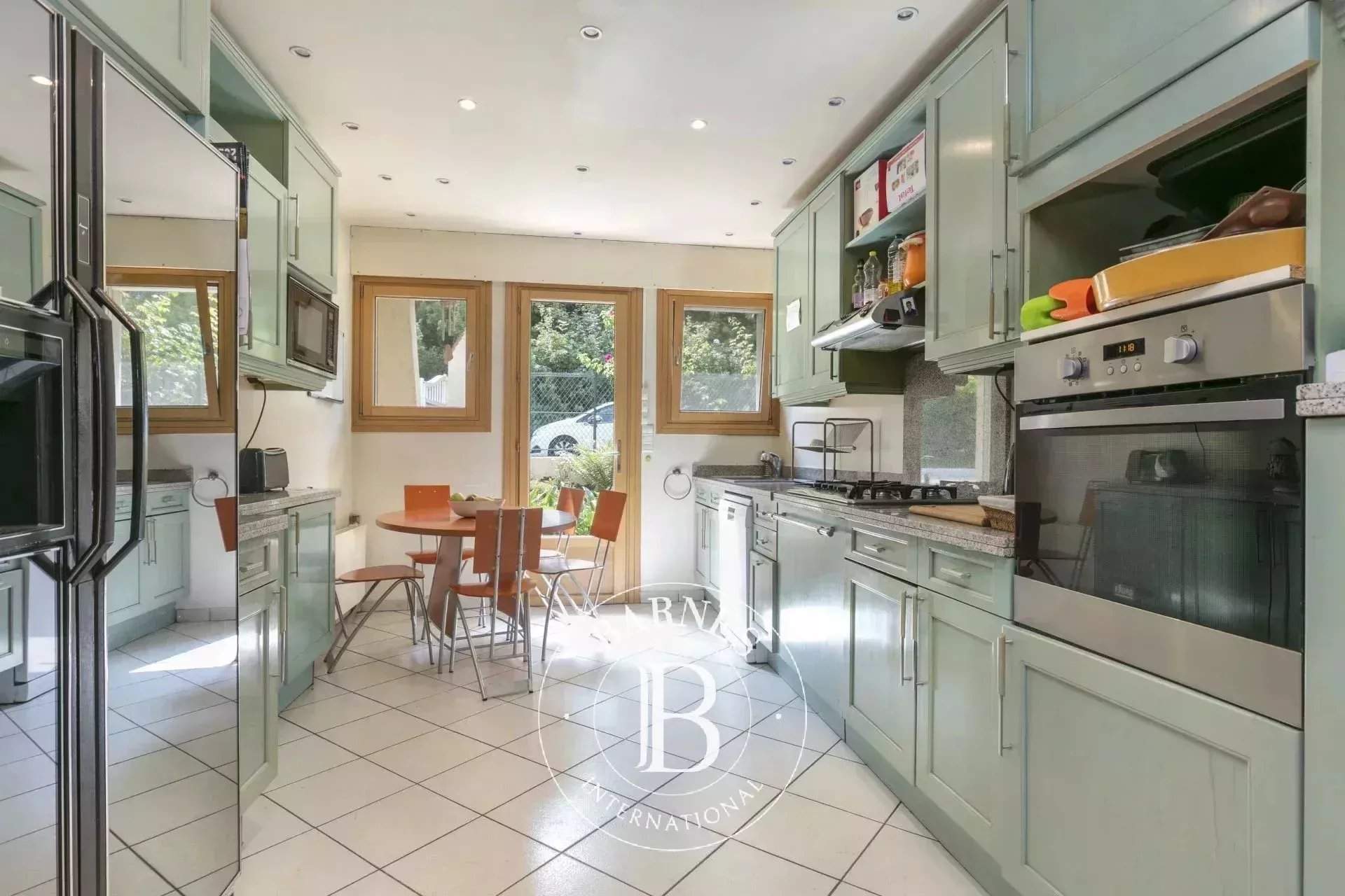 Le Pecq  - Maison 11 Pi&egrave;ces 8 Chambres - picture 2