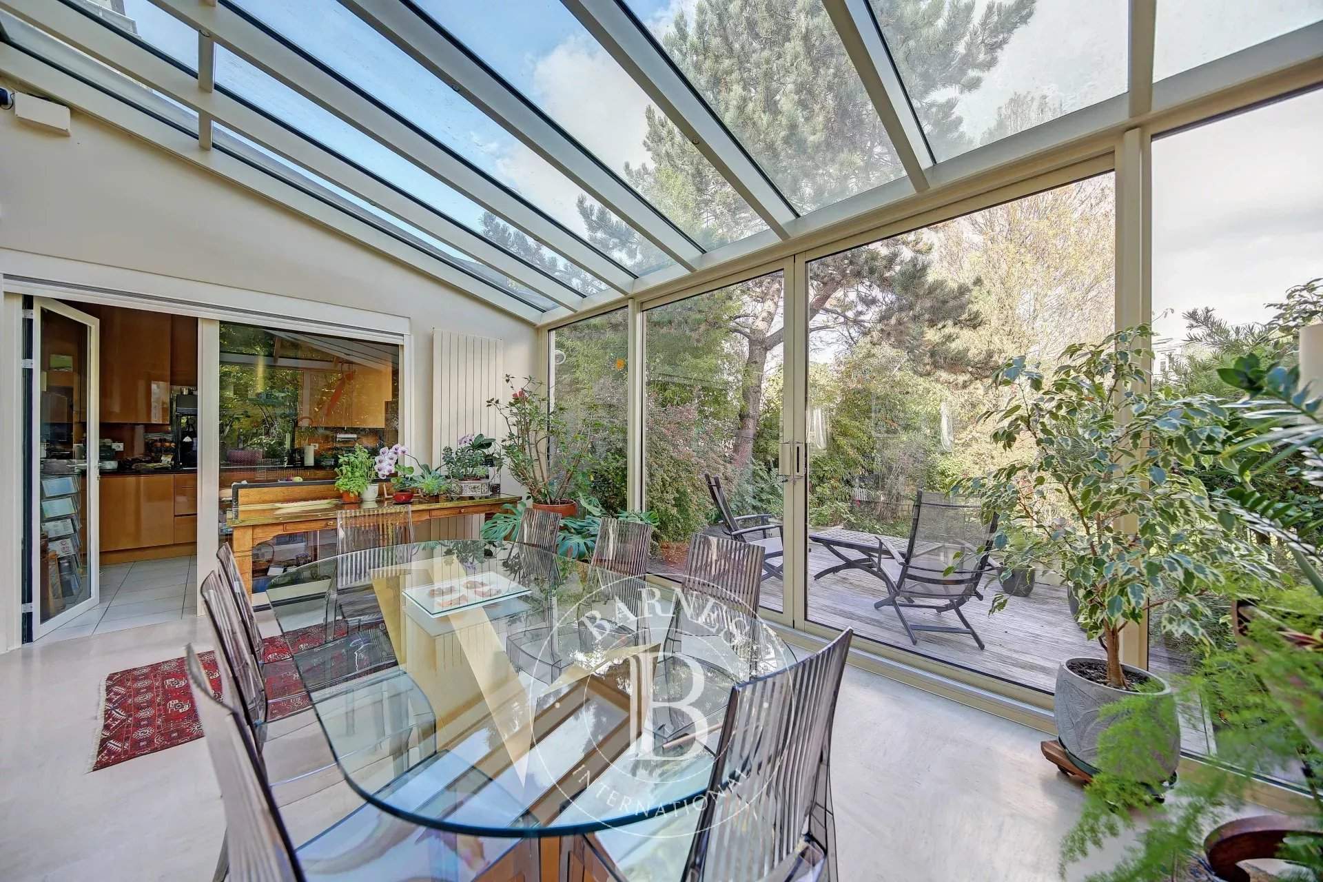 Saint-Germain-en-Laye  - House 6 Bedrooms - picture 8