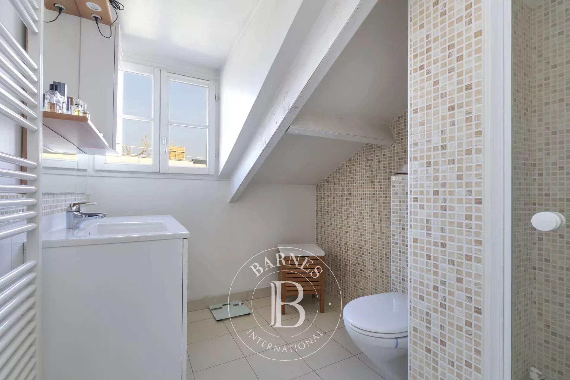 Saint-Germain-en-Laye  - Maison 5 Pi&egrave;ces 3 Chambres - picture 11