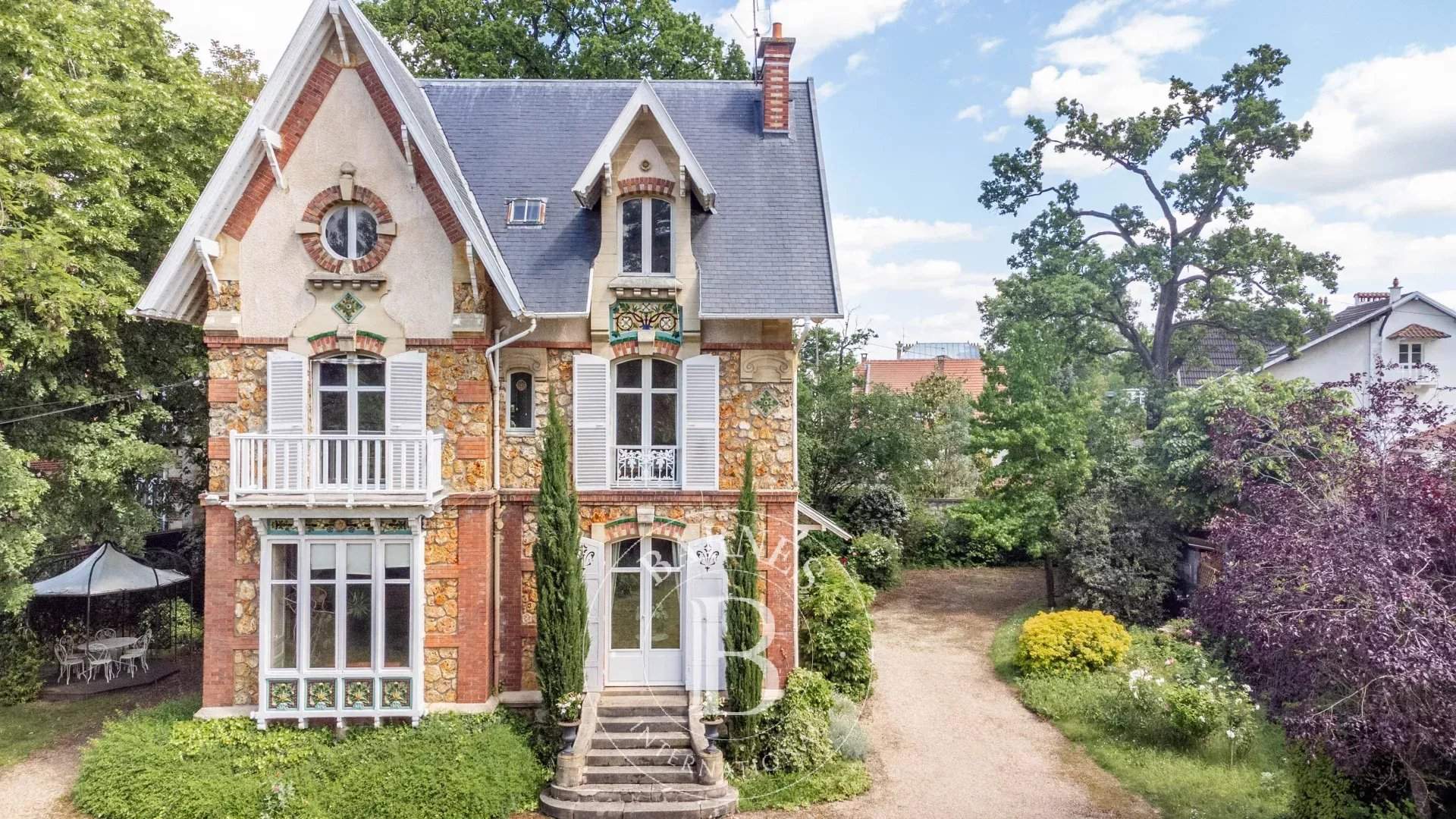 Le Vésinet  - Maison 9 Pi&egrave;ces 5 Chambres - picture 1