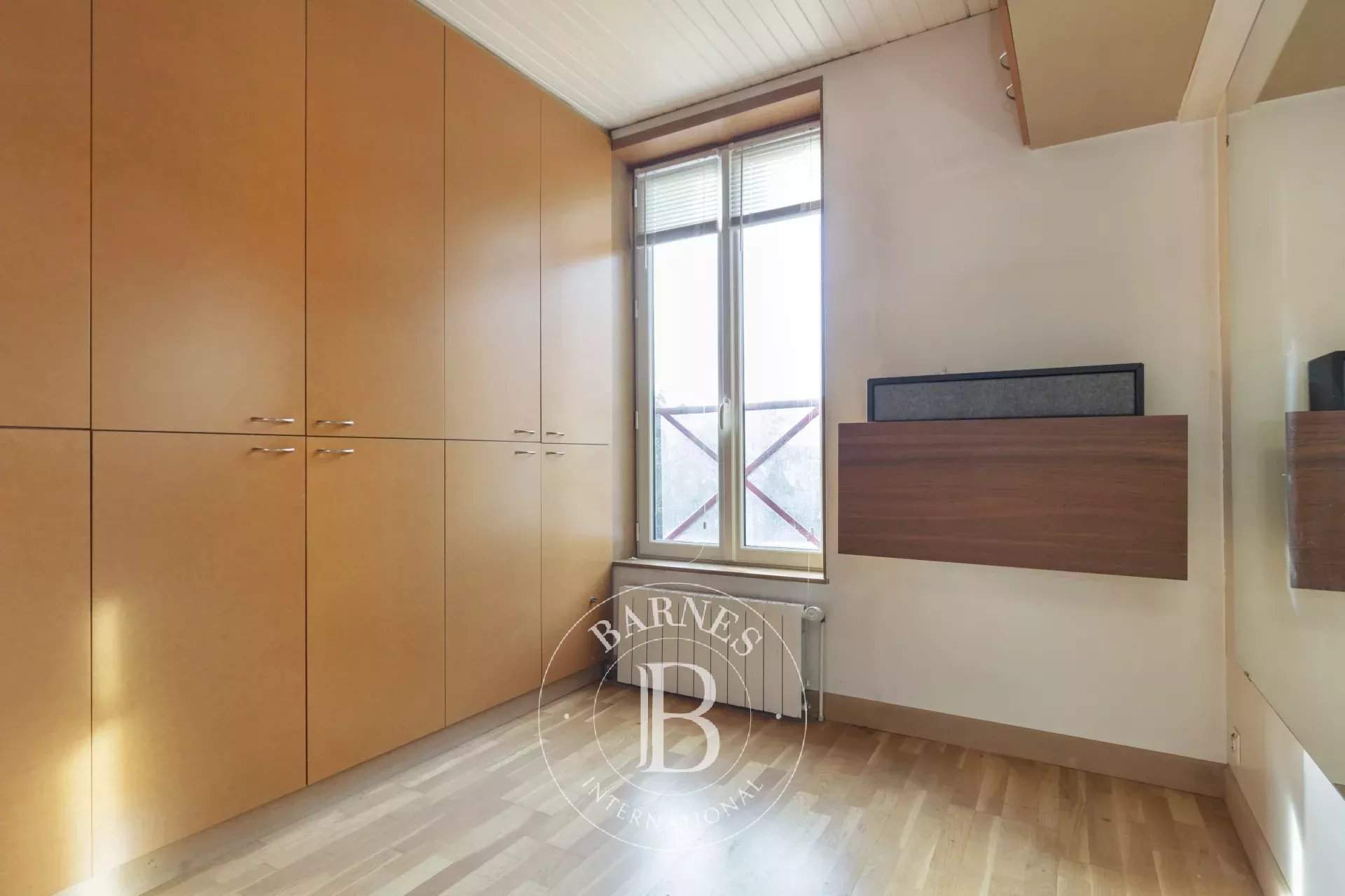 Le Mesnil-le-Roi  - House 3 Bedrooms - picture 14