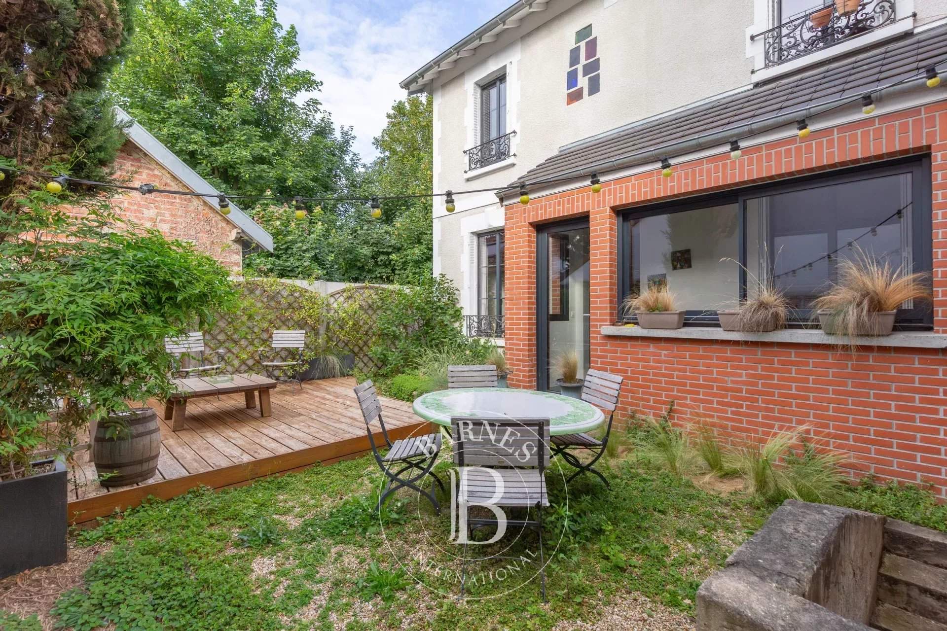 Maisons-Laffitte  - Maison 8 Pi&egrave;ces 5 Chambres - picture 2