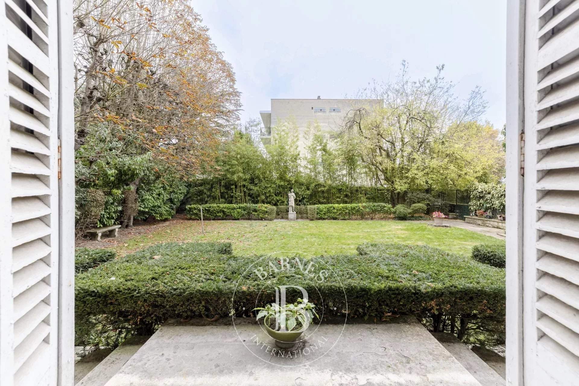 Saint-Germain-en-Laye  - Palacete 29 Cuartos 15 Habitaciones - picture 5