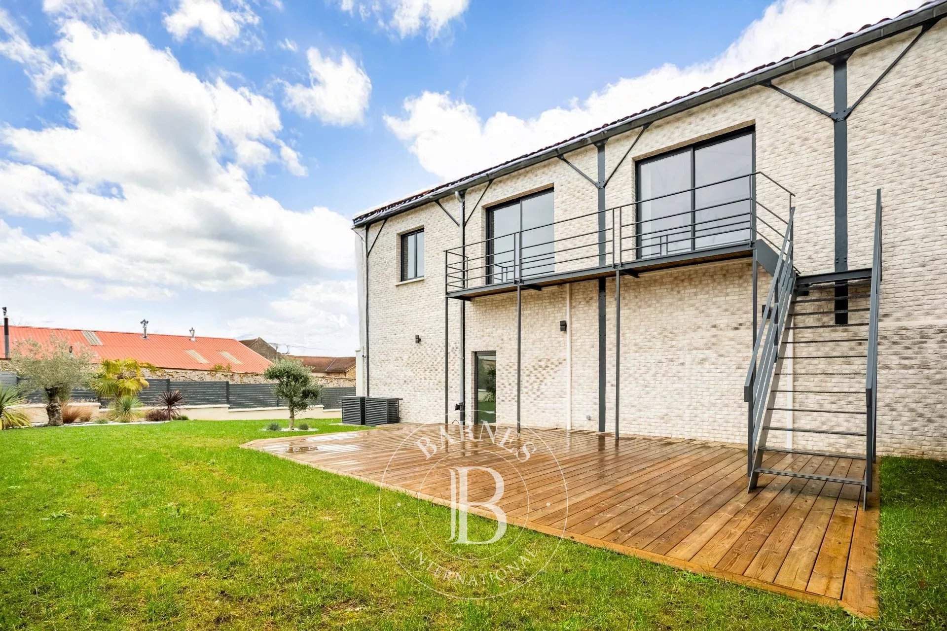 Aigremont  - Maison 7 Pi&egrave;ces 5 Chambres - picture 11