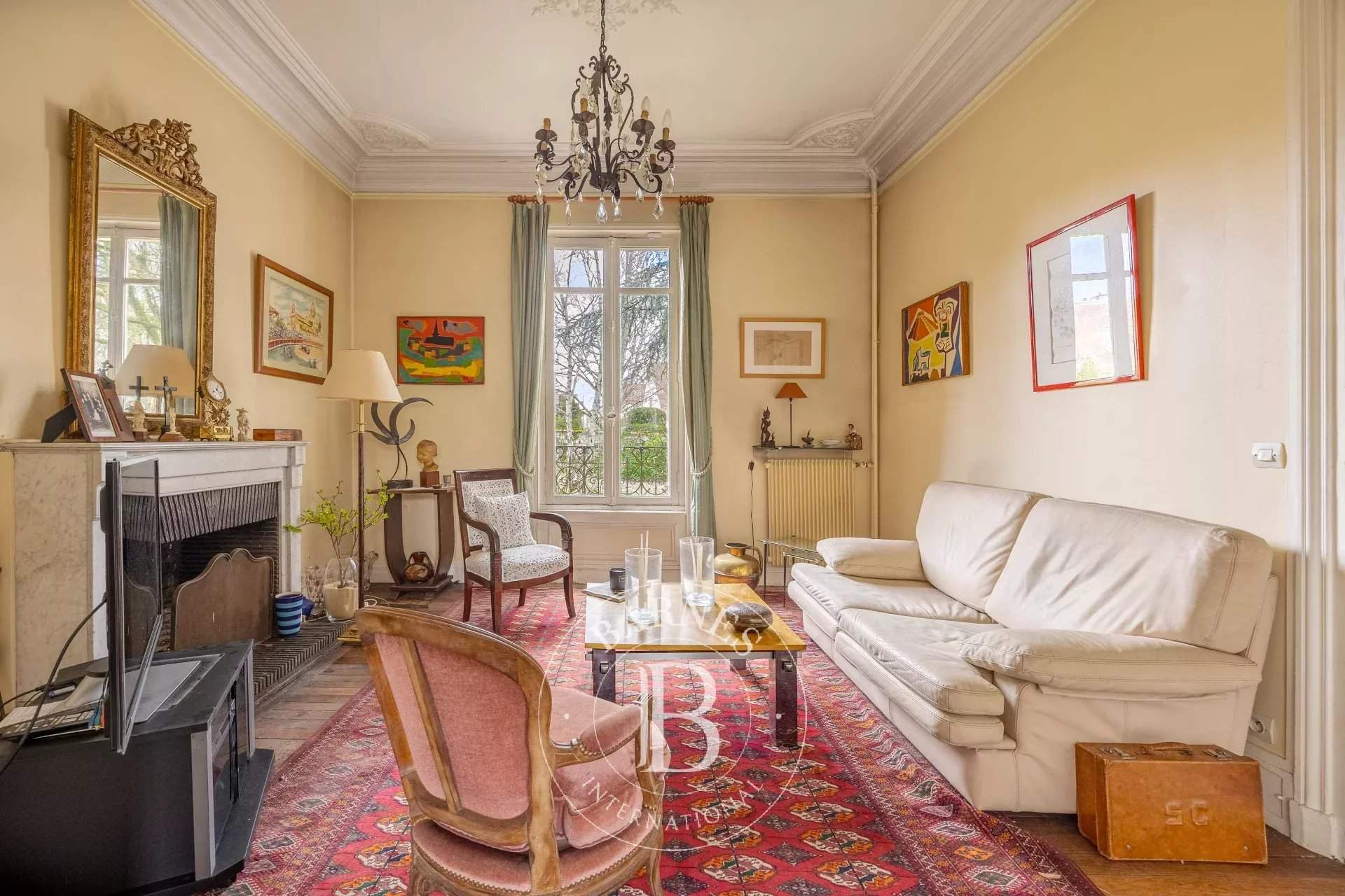 Chatou  - Maison 8 Pi&egrave;ces 5 Chambres - picture 5