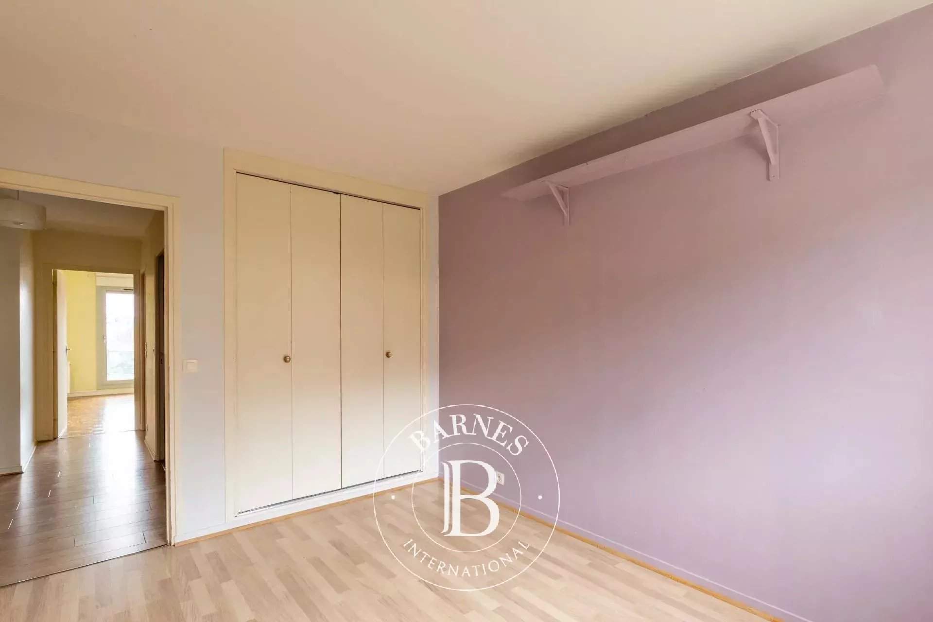 Saint-Germain-en-Laye  - Appartement 4 Pi&egrave;ces 2 Chambres - picture 6