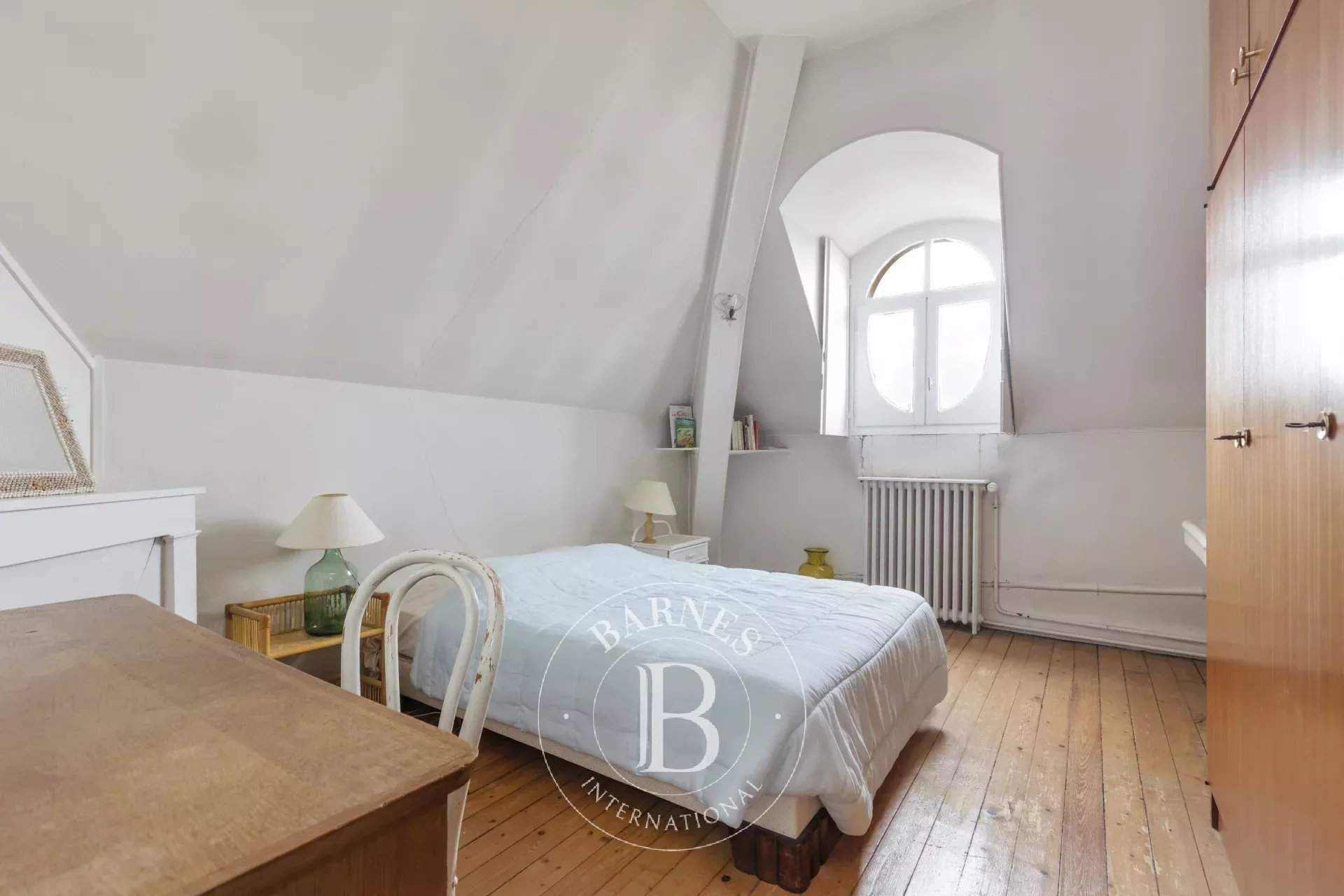 Chatou  - Finca 10 Cuartos 7 Habitaciones - picture 17