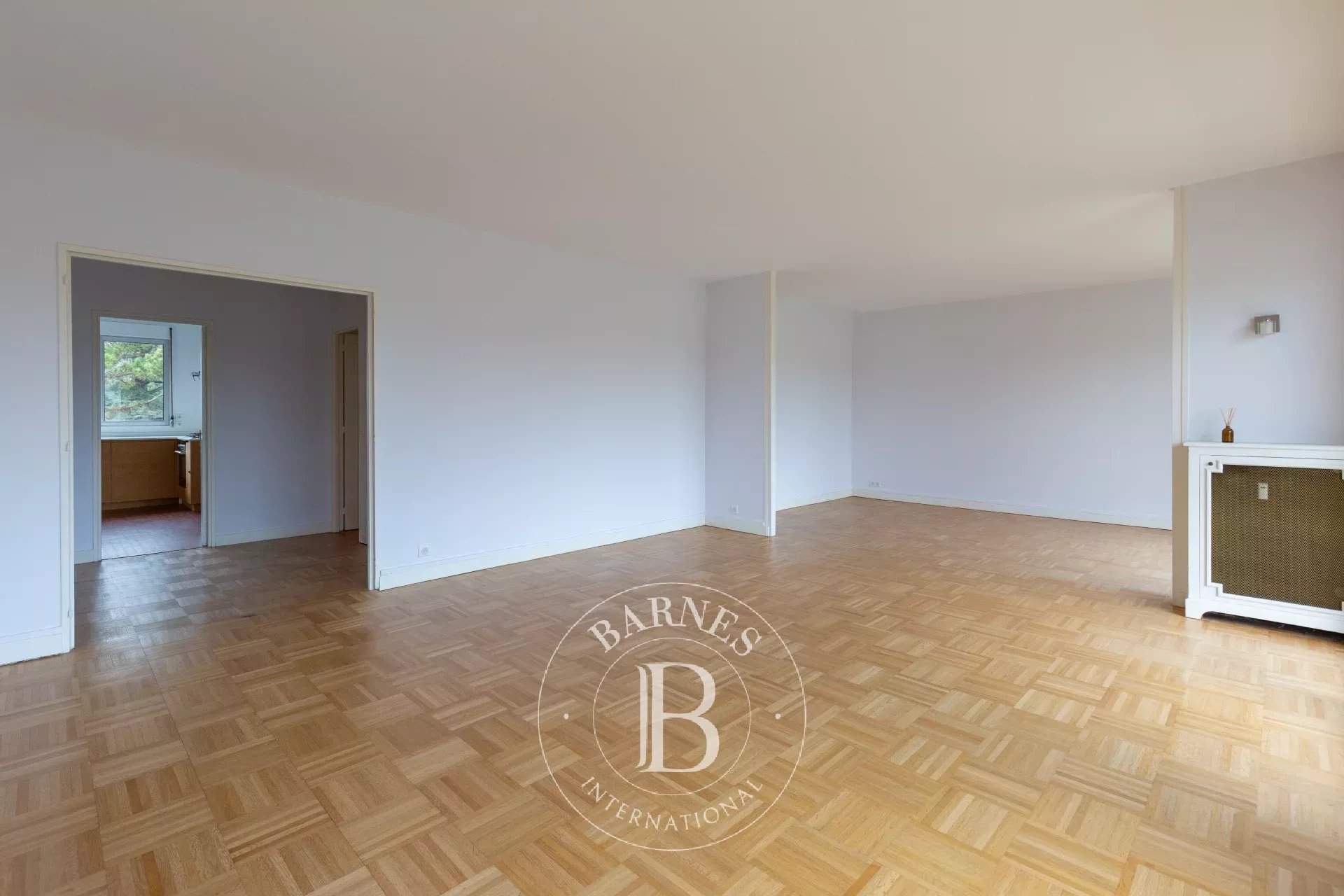 Saint-Germain-en-Laye  - Apartment 4 Bedrooms - picture 11