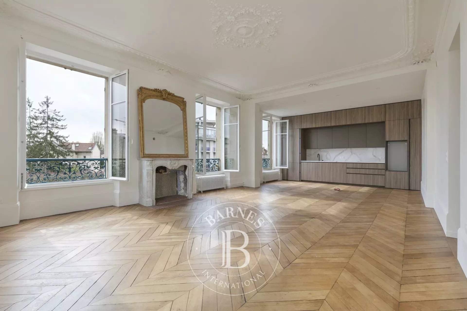 Saint-Germain-en-Laye  - Apartment 3 Bedrooms - picture 2