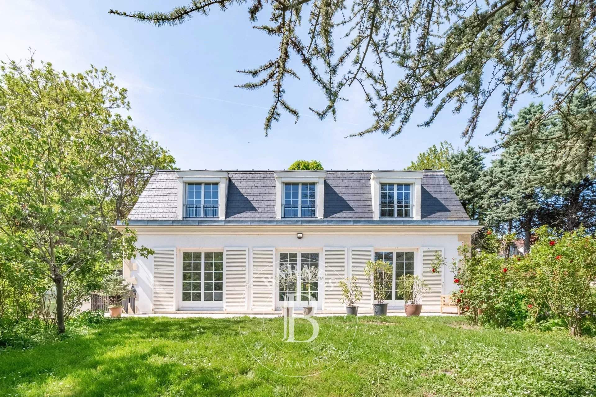 Andrésy  - Maison 8 Pi&egrave;ces 5 Chambres - picture 2