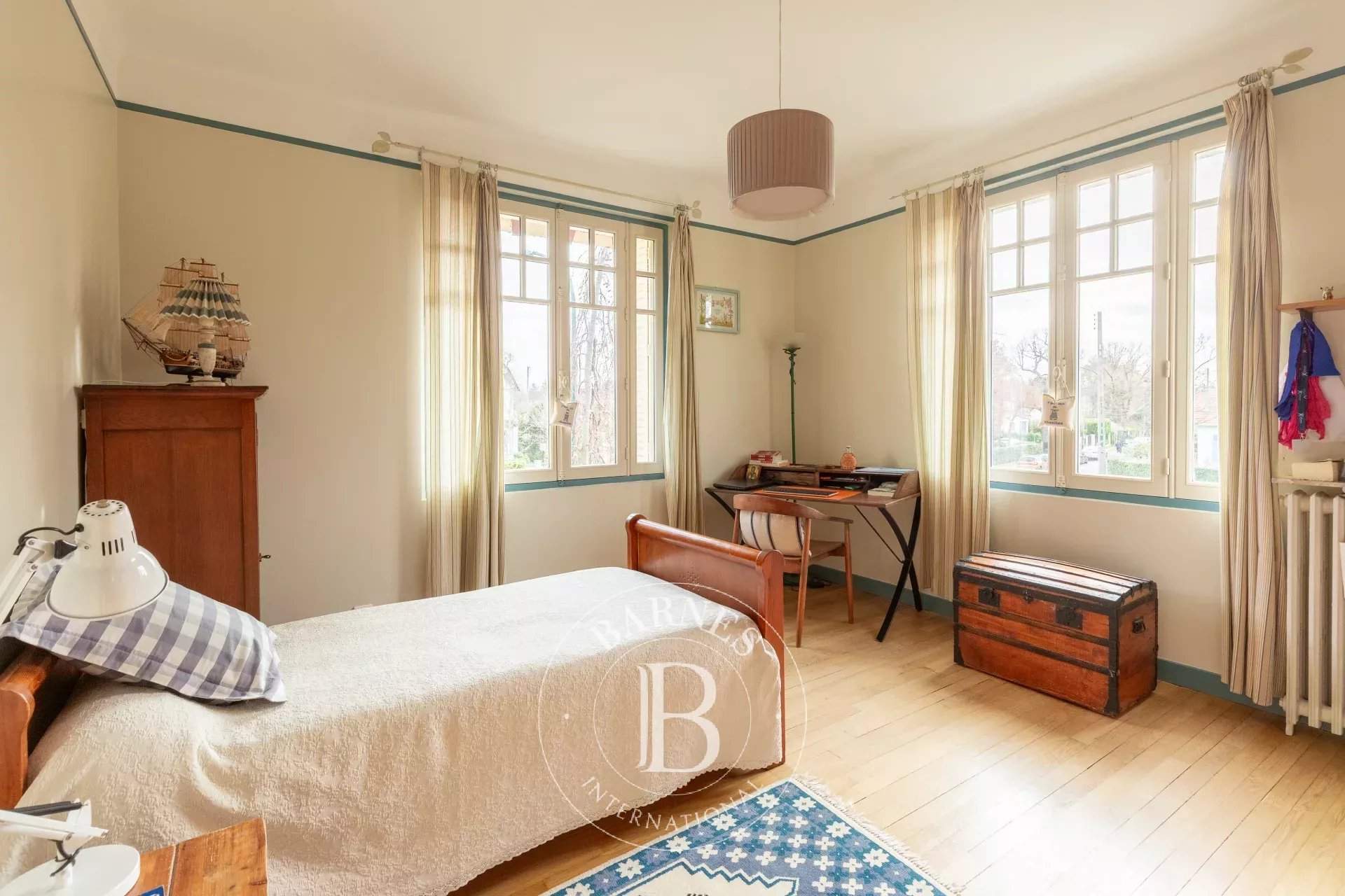 Le Vésinet  - Maison 6 Pi&egrave;ces 3 Chambres - picture 12