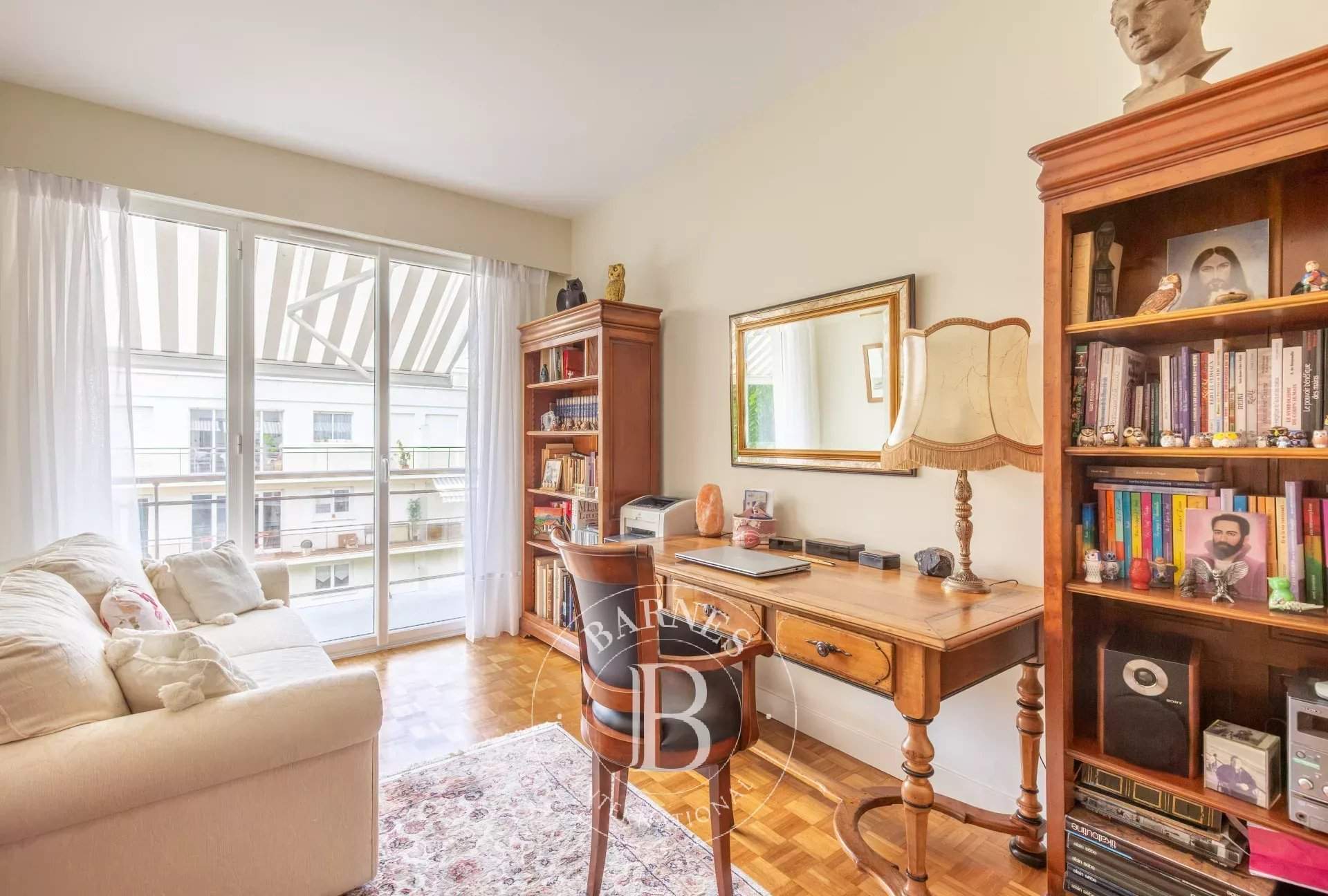 Saint-Germain-en-Laye  - Appartement 5 Pi&egrave;ces 2 Chambres - picture 9