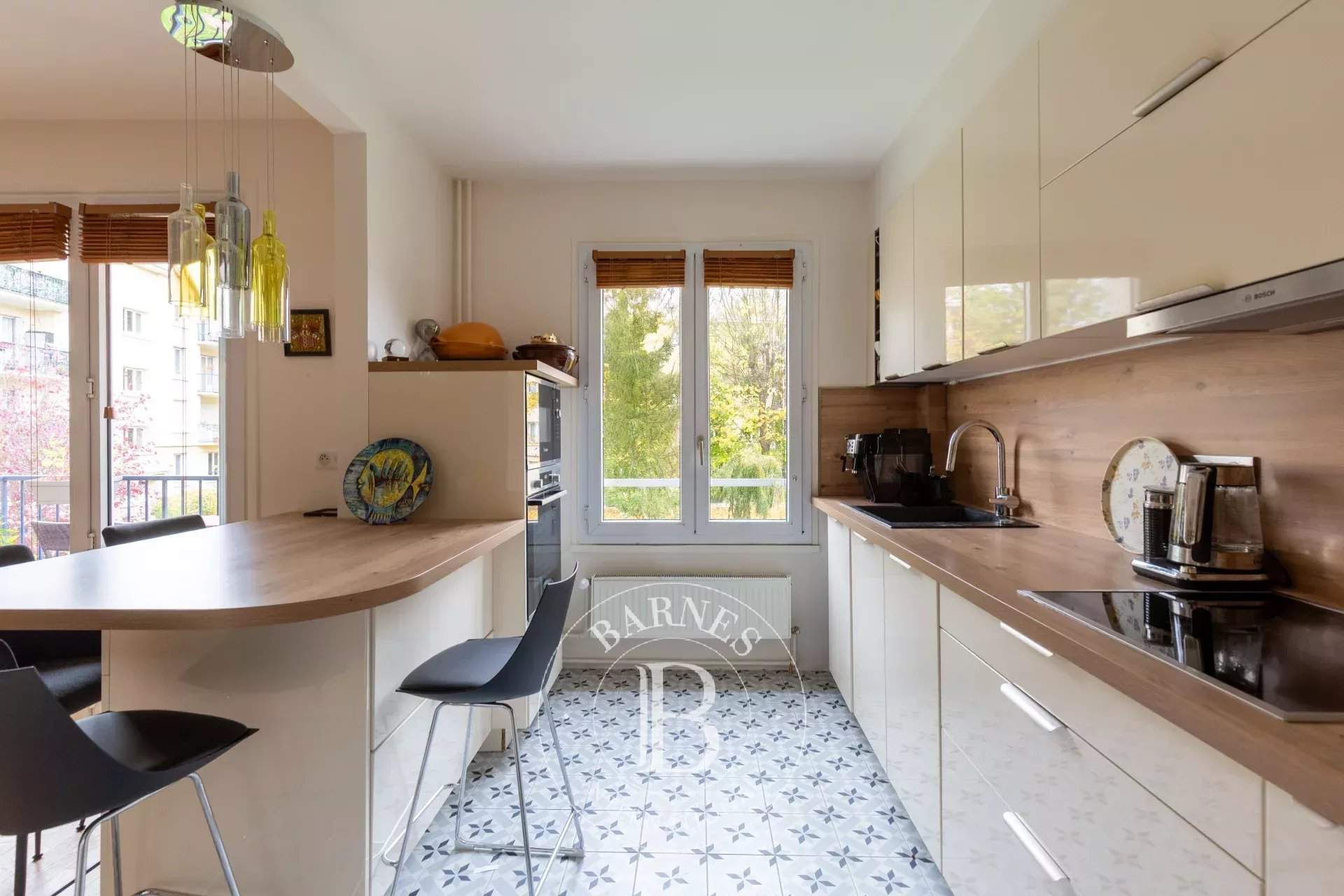 Saint-Germain-en-Laye  - Apartment 2 Bedrooms - picture 2