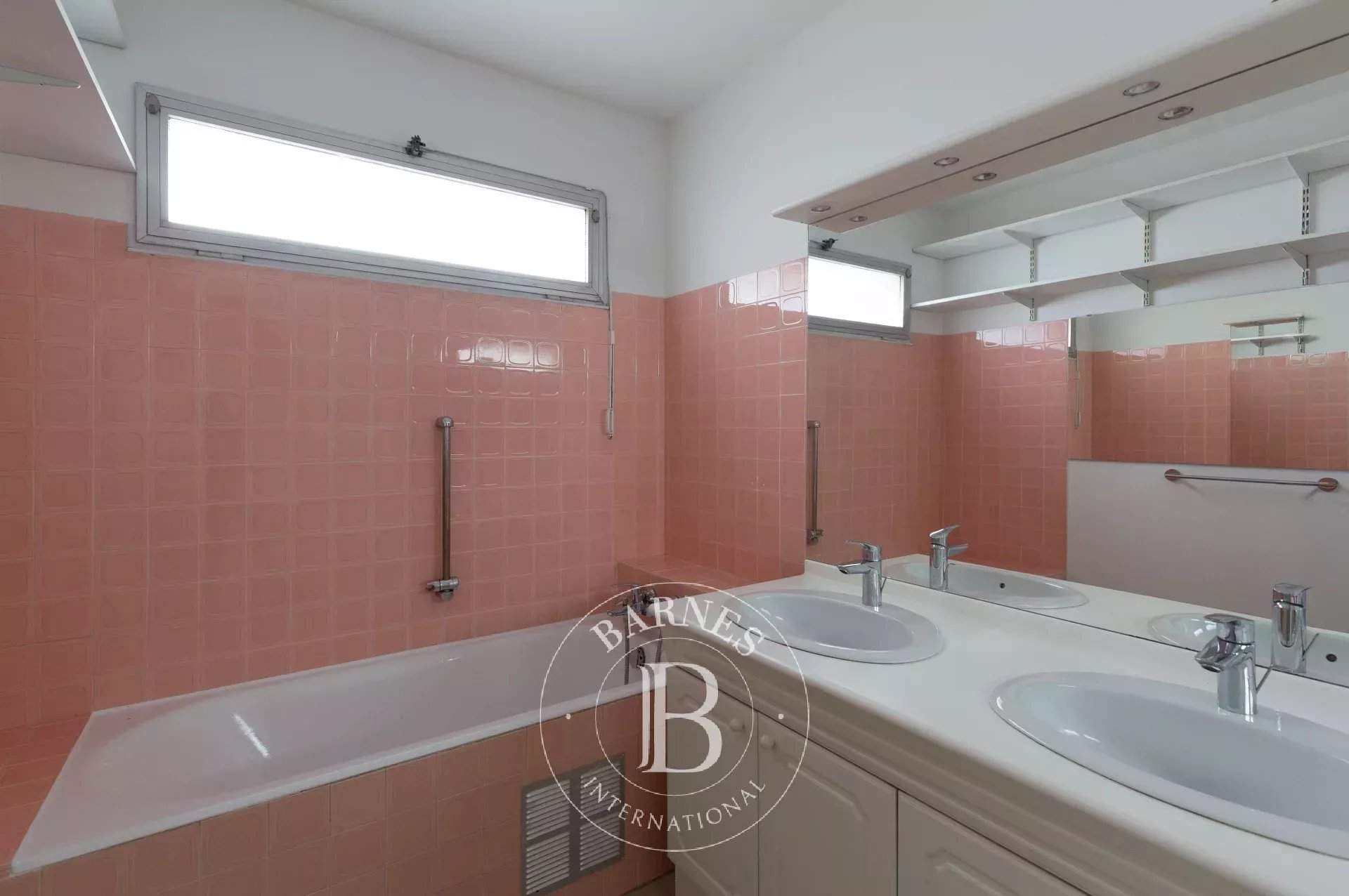 Saint-Germain-en-Laye  - Apartment 4 Bedrooms - picture 10