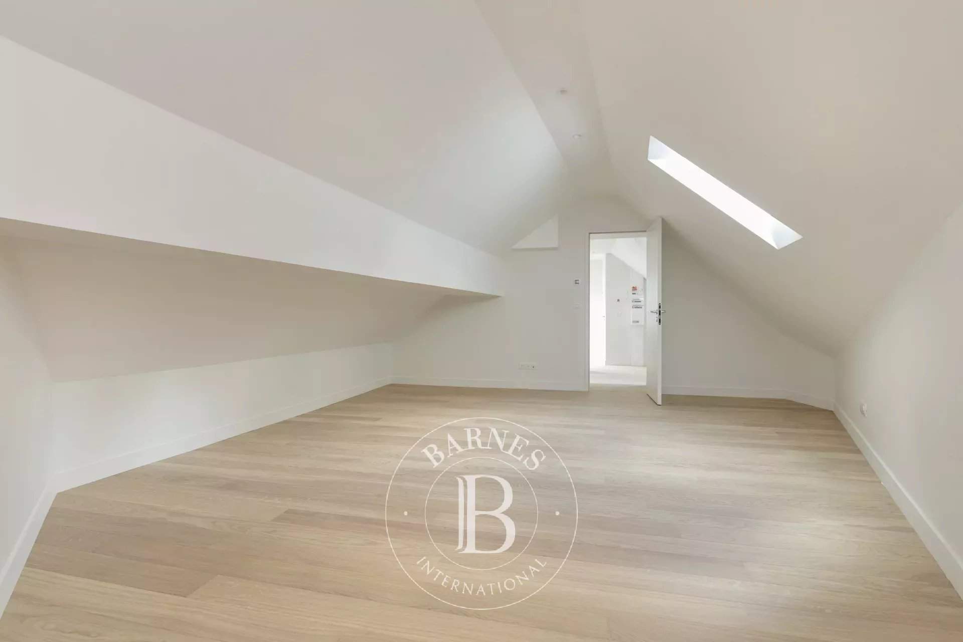Saint-Germain-en-Laye  - Appartement 2 Pièces, 1 Chambre - picture 4