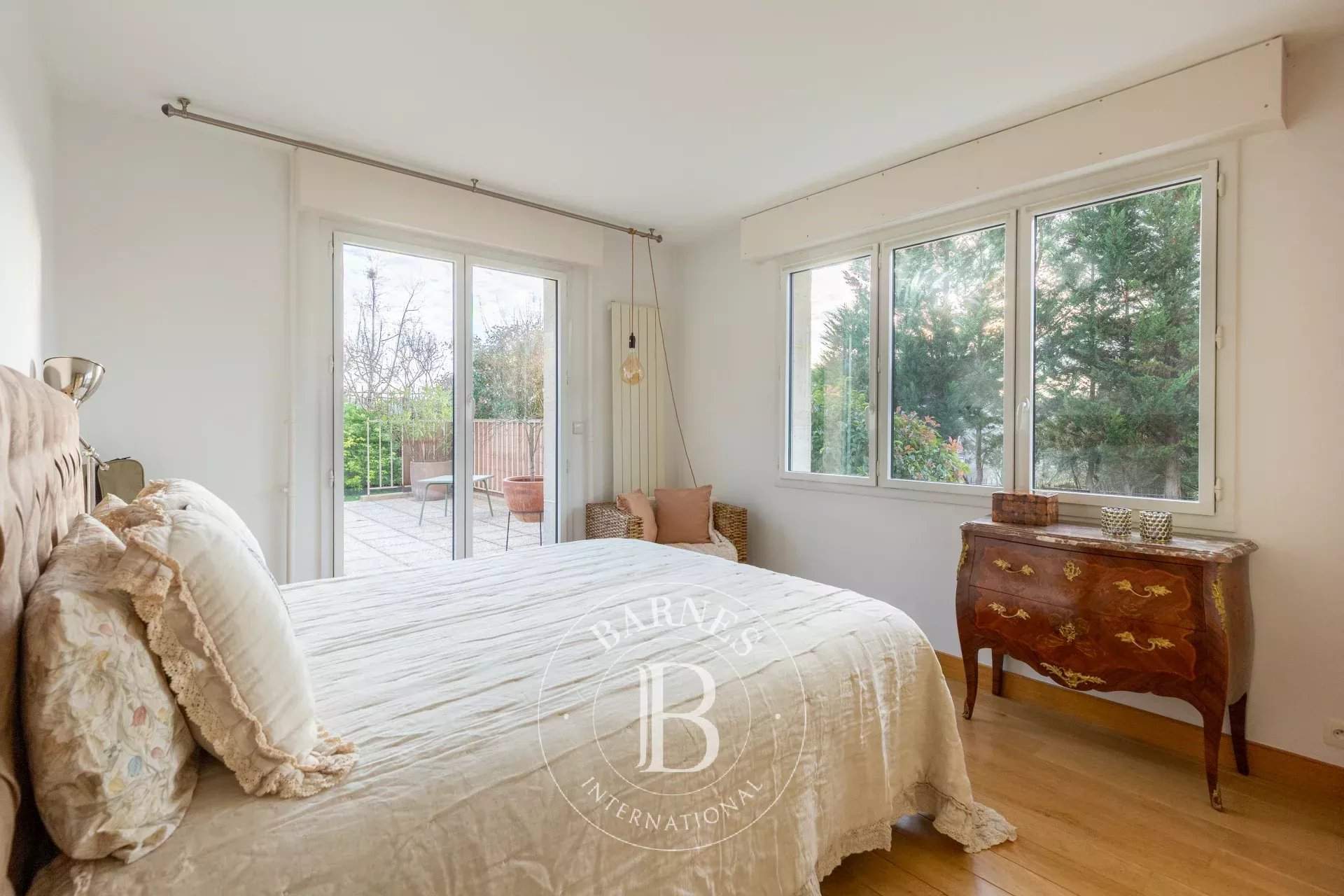 Saint-Germain-en-Laye  - Apartment 1 Bedroom - picture 5