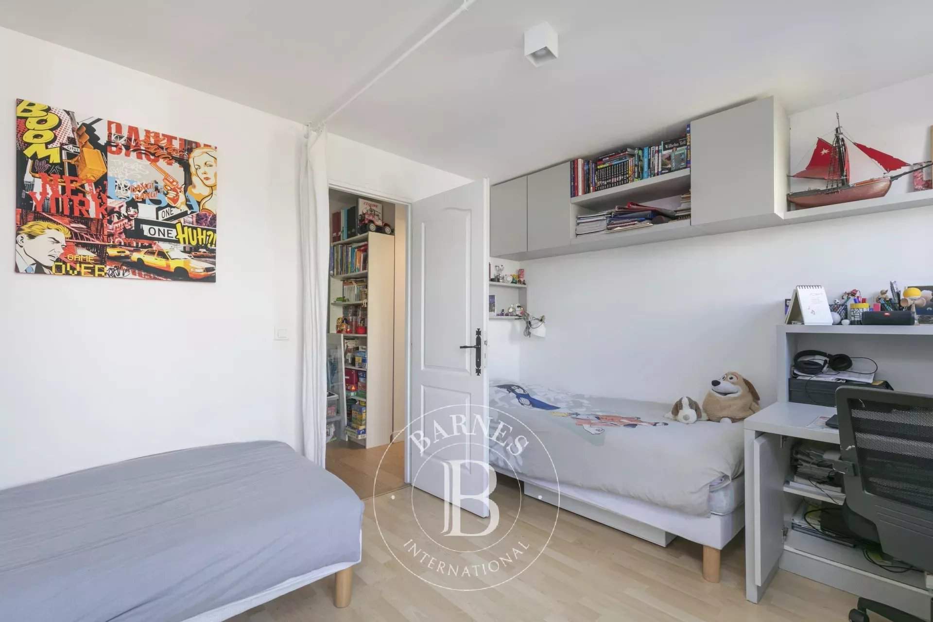 Saint-Germain-en-Laye  - Maison 5 Pi&egrave;ces 3 Chambres - picture 15