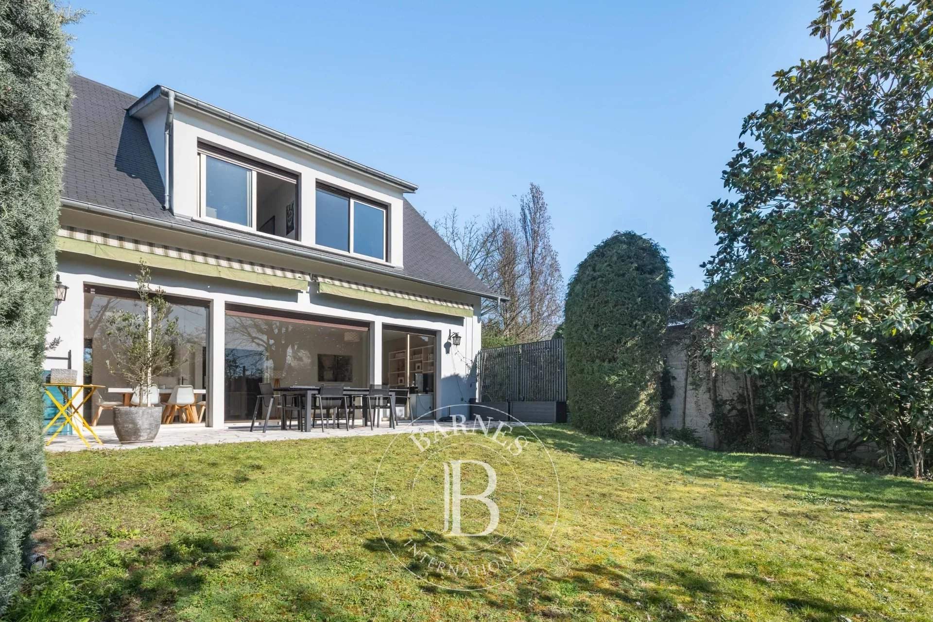 Le Vésinet  - Maison 6 Pi&egrave;ces 4 Chambres - picture 17