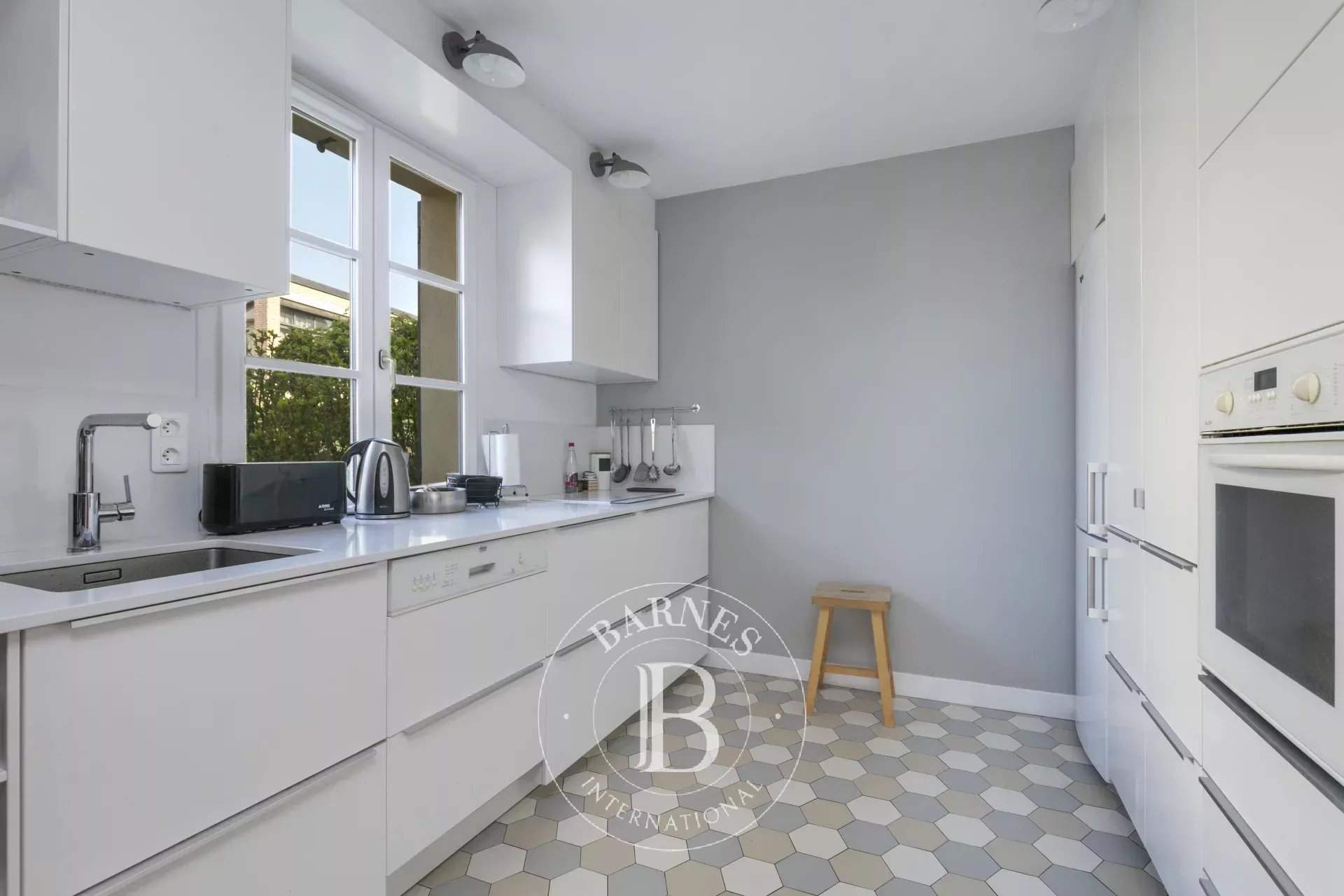 Saint-Germain-en-Laye  - Maison 5 Pi&egrave;ces 3 Chambres - picture 7