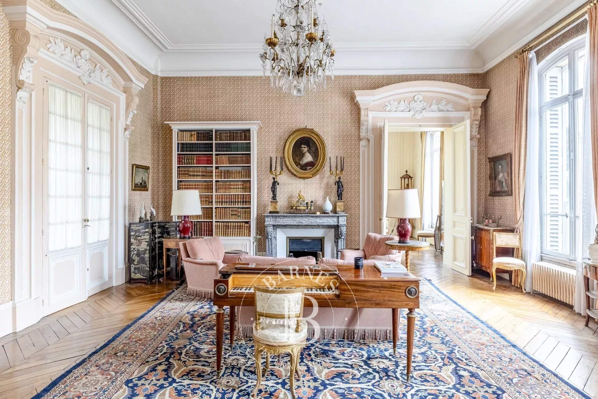 Saint-Germain-en-Laye  - Palacete 29 Cuartos 15 Habitaciones - picture 19