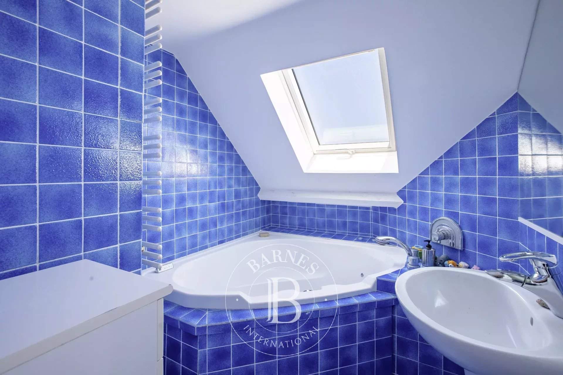 Chambourcy  - House 5 Bedrooms - picture 13