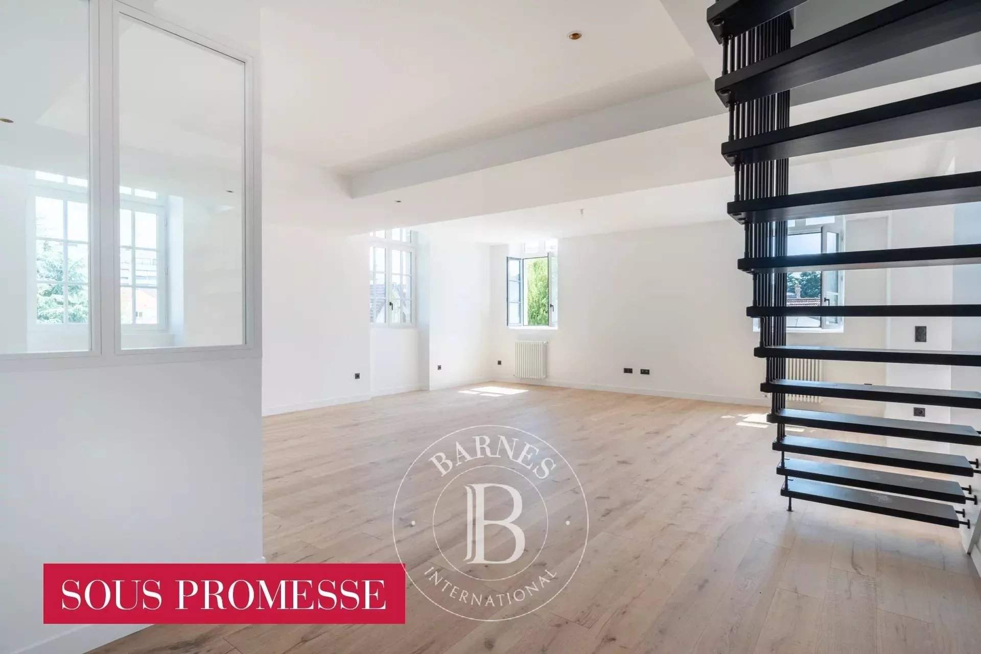 Saint-Germain-en-Laye  - Appartement 5 Pièces 3 Chambres - picture 1