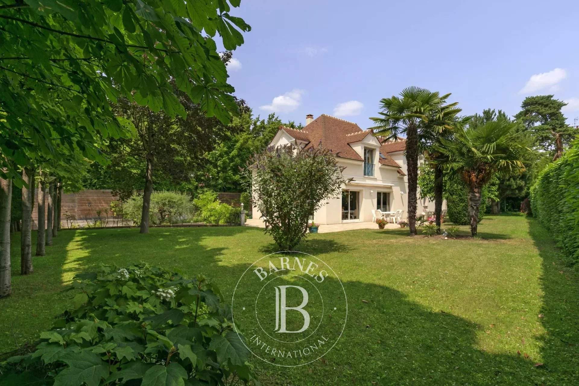 Le Vésinet  - Maison 9 Pi&egrave;ces 5 Chambres - picture 1