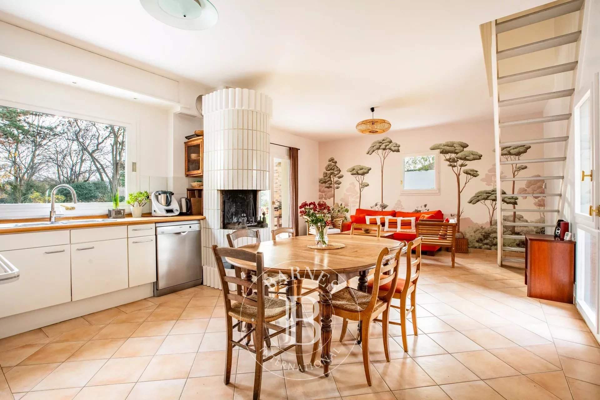 Le Vésinet  - Maison 9 Pi&egrave;ces 5 Chambres - picture 6