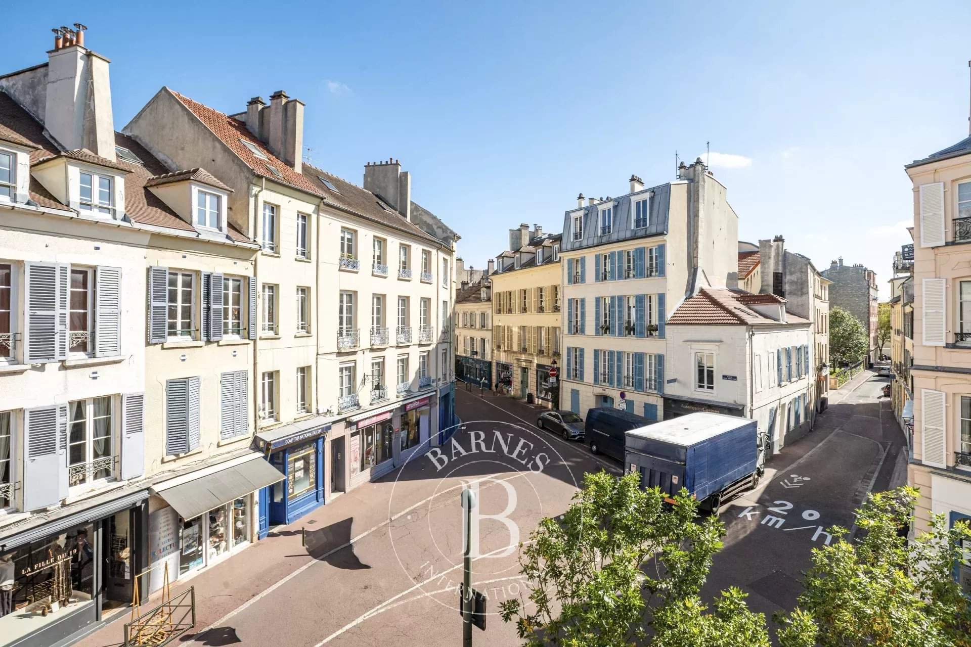 Saint-Germain-en-Laye  - Appartement 6 Pièces 4 Chambres - picture 15