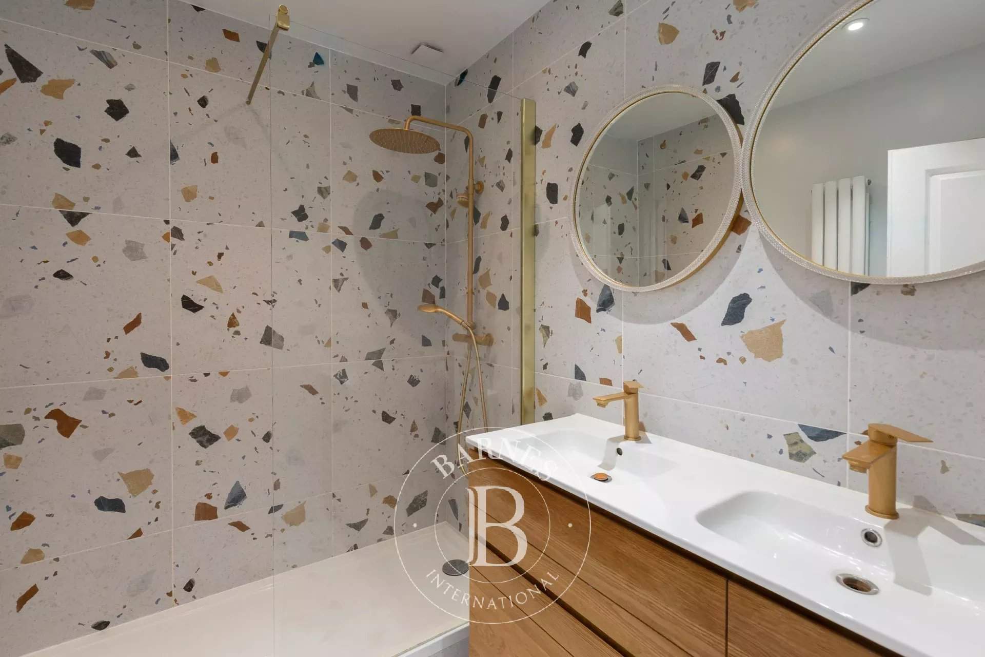 Saint-Germain-en-Laye  - Appartement 4 Pi&egrave;ces 3 Chambres - picture 6