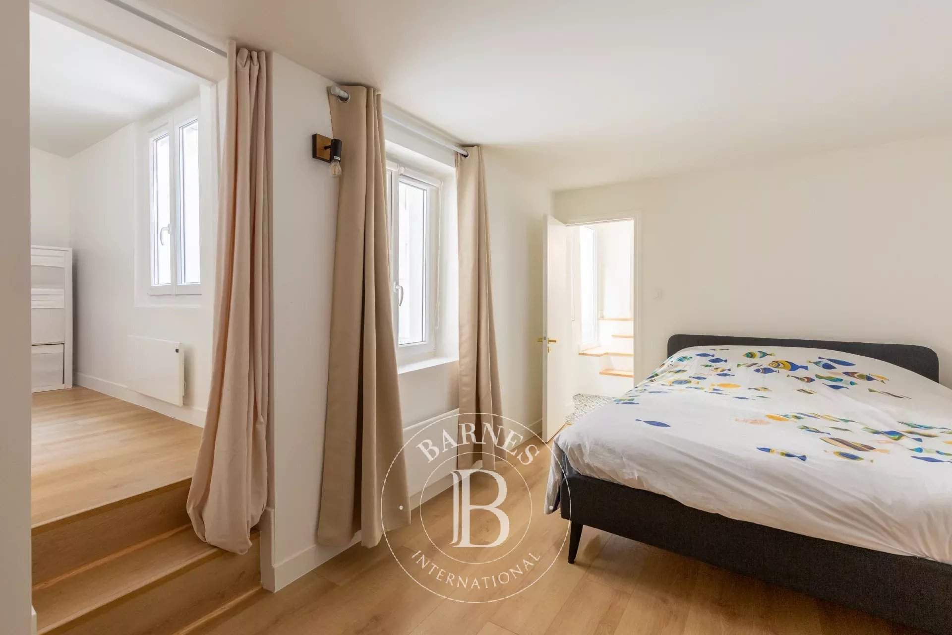 Saint-Germain-en-Laye  - Appartement 5 Pièces 3 Chambres - picture 9
