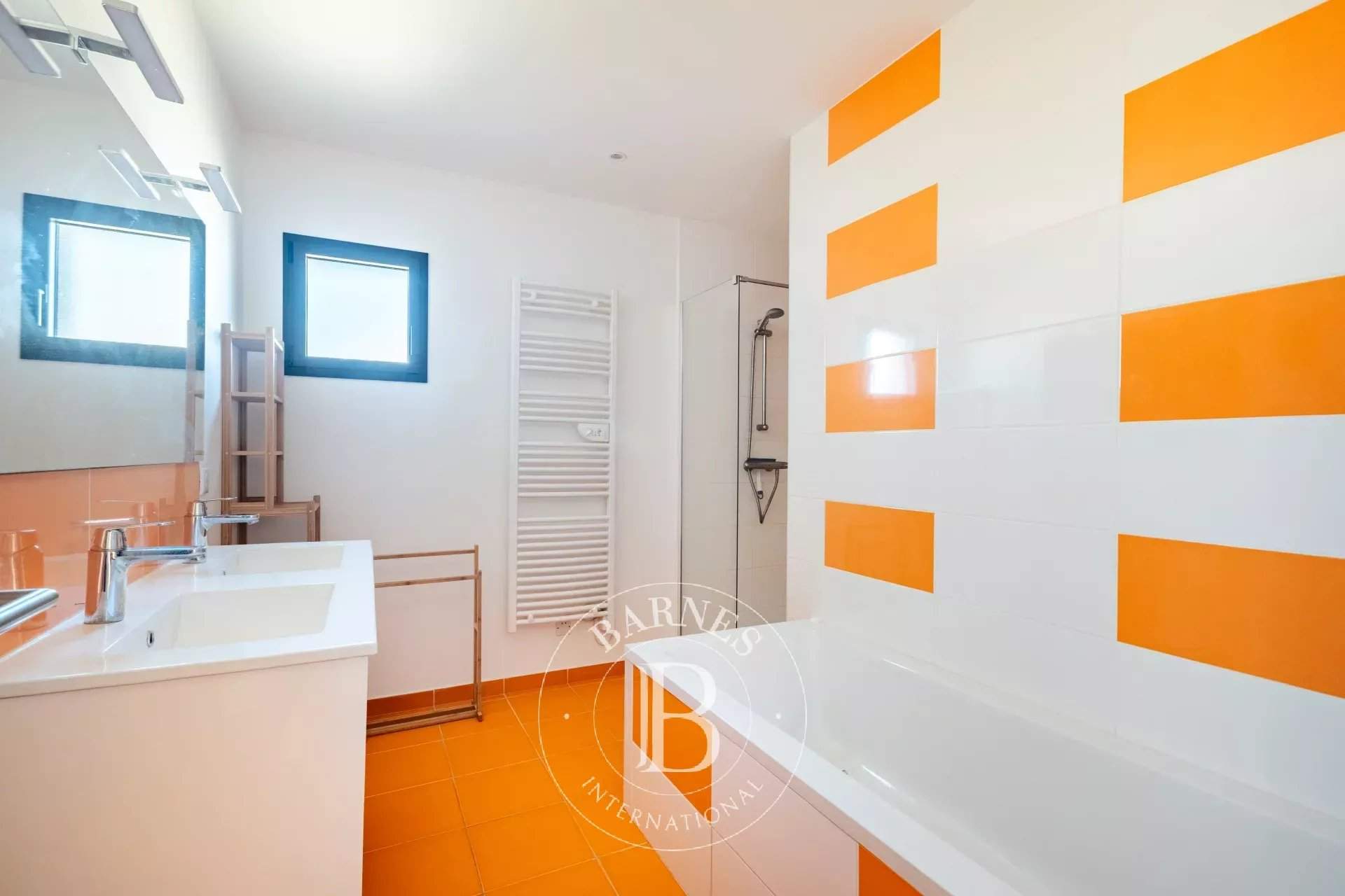 Saint-Germain-en-Laye  - House 4 Bedrooms - picture 17