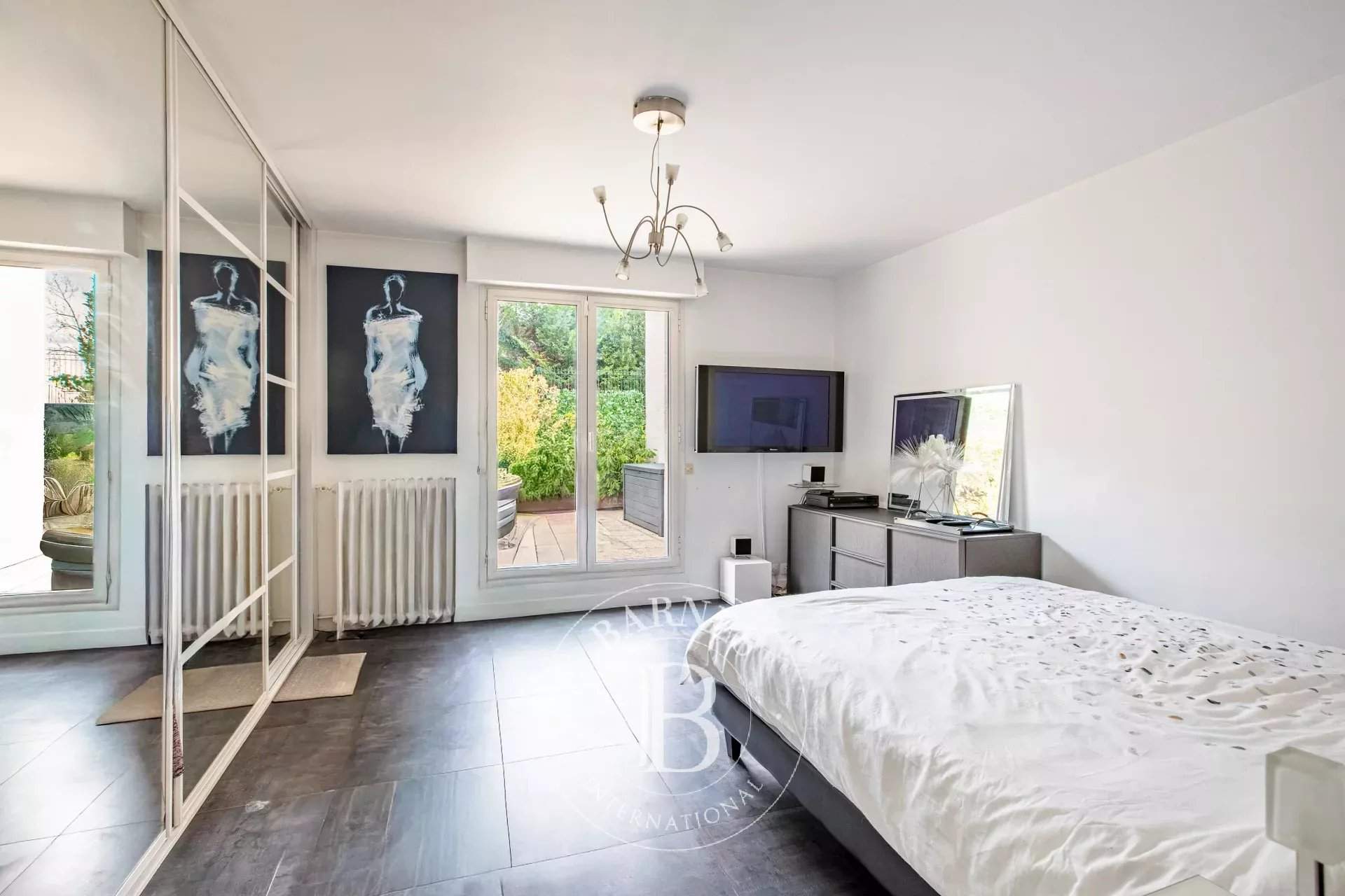 Saint-Germain-en-Laye  - Apartment 2 Bedrooms - picture 5